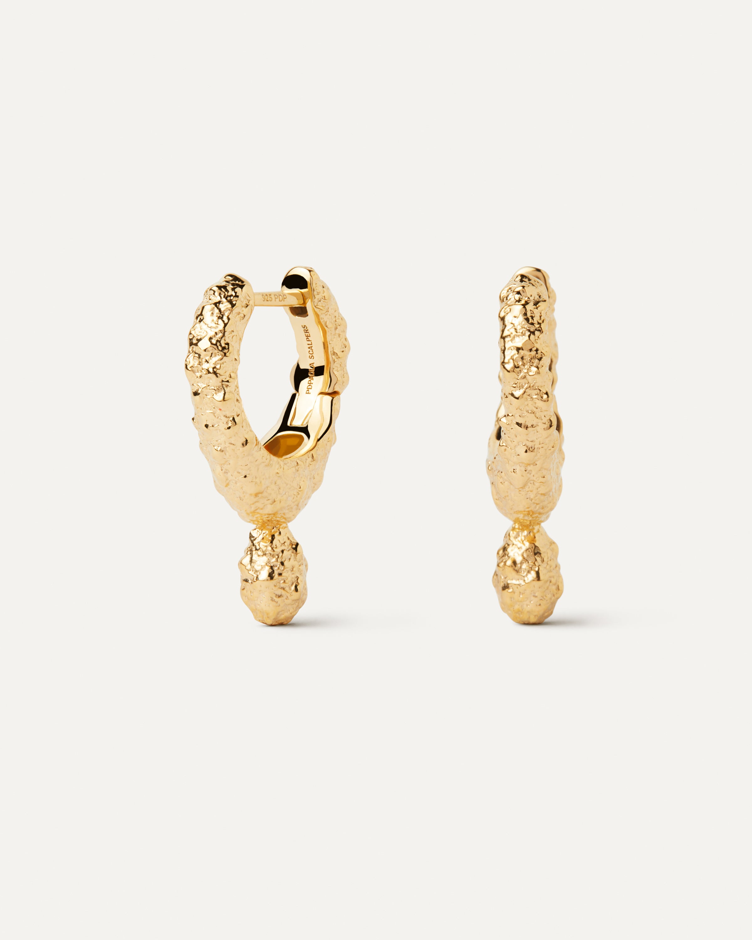 Lava Single Hoop Earrings for Women - Minimalist Gold Hoop Earrings, Lightweight & Hypoallergenic - Perfect for Everyday Wear, Office, Date Night & Special Occasions