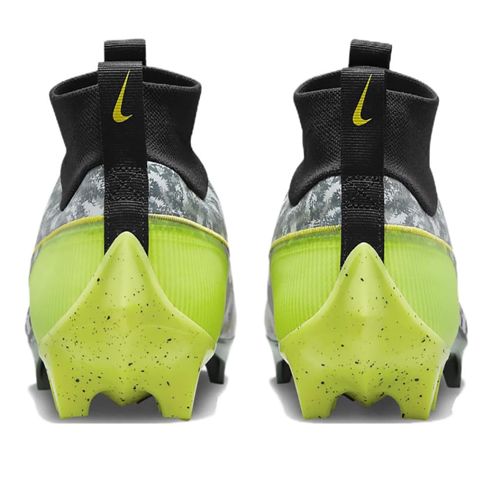 Nike Men's Soccer Cleats - Lightweight Football Shoes with Enhanced Traction for Turf & Grass - Perfect for Training, Matches, and Competitive Play