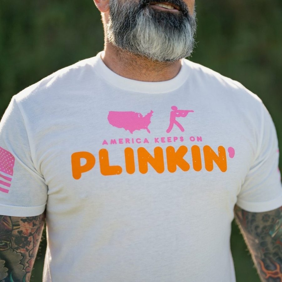Plinkin' T-Shirt for Men & Women - Soft Cotton White Tee - Casual Wear for Everyday Outfits & Street Style
