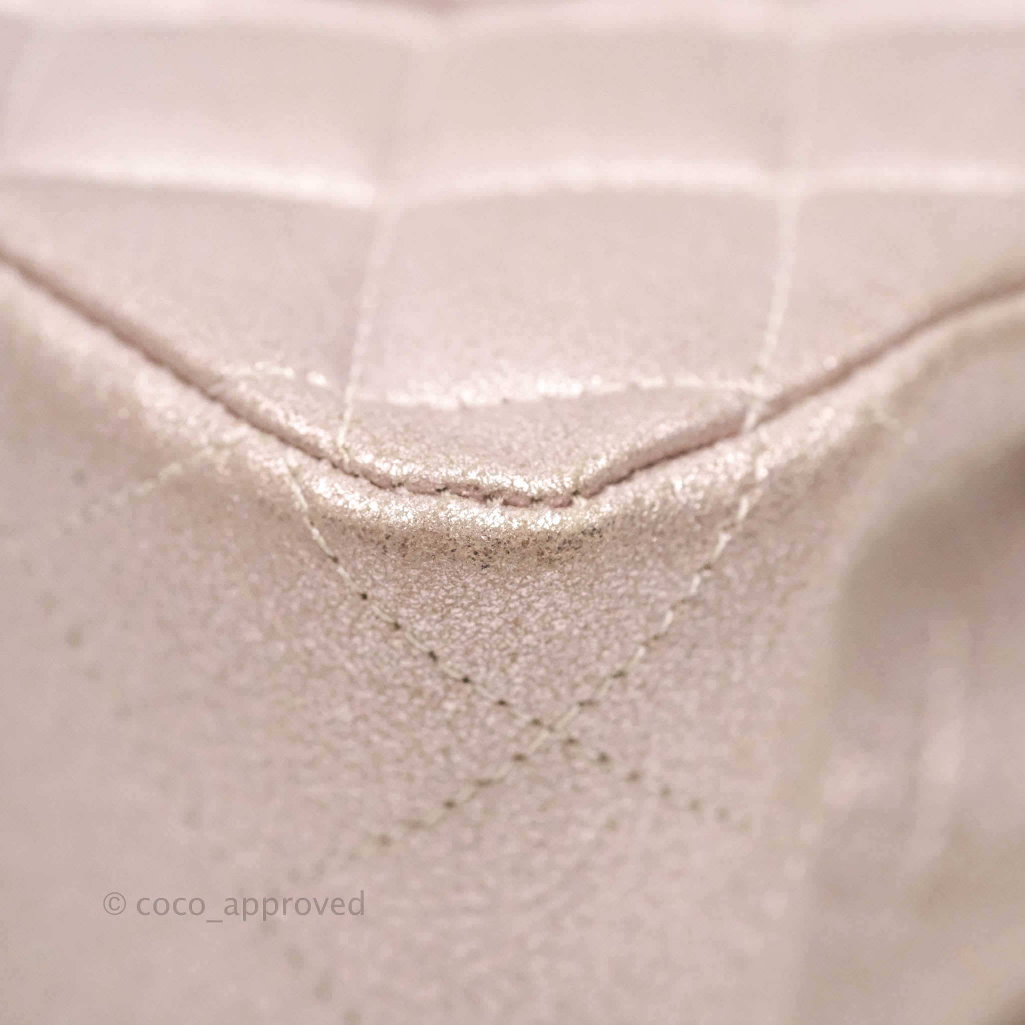 Chanel Classic M/L Medium Double Flap Bag in Rose Gold Pink Lambskin with Gold Hardware - Luxury Handbag for Women, Perfect for Parties, Weddings & Special Occasions