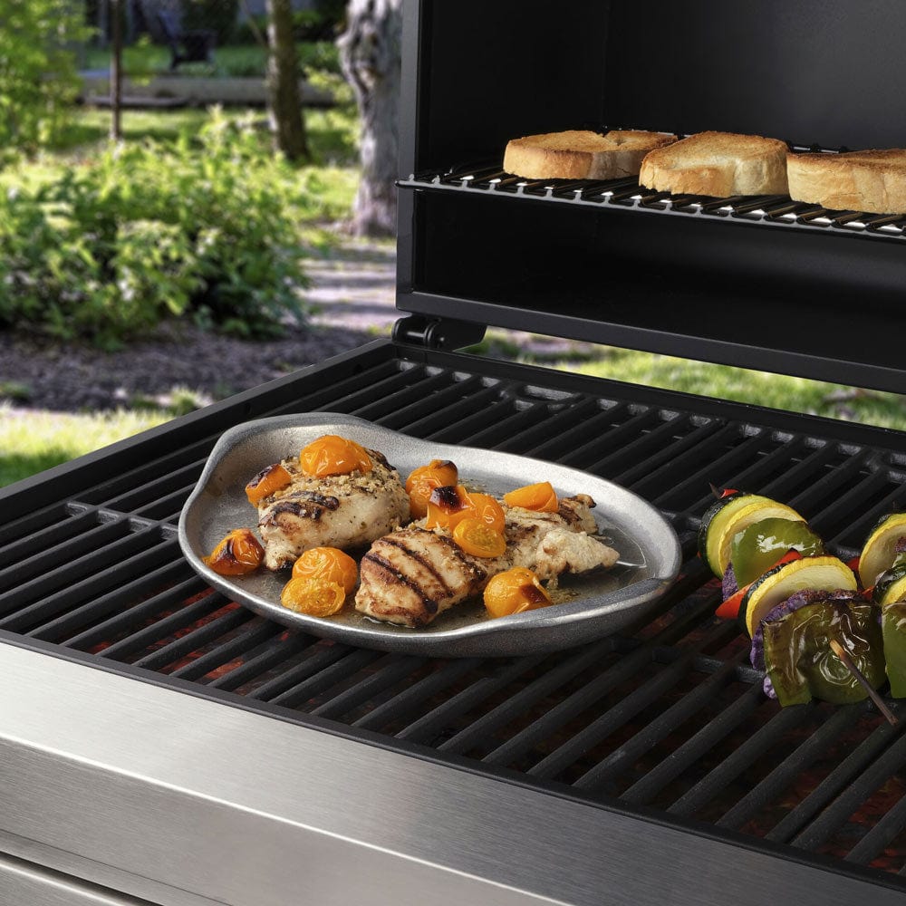 Premium Stainless Steel Flat Grill Pan - Non-Stick BBQ Griddle for Steak, Burgers & Pancakes - Perfect for Indoor & Outdoor Cooking, Camping & Backyard BBQs