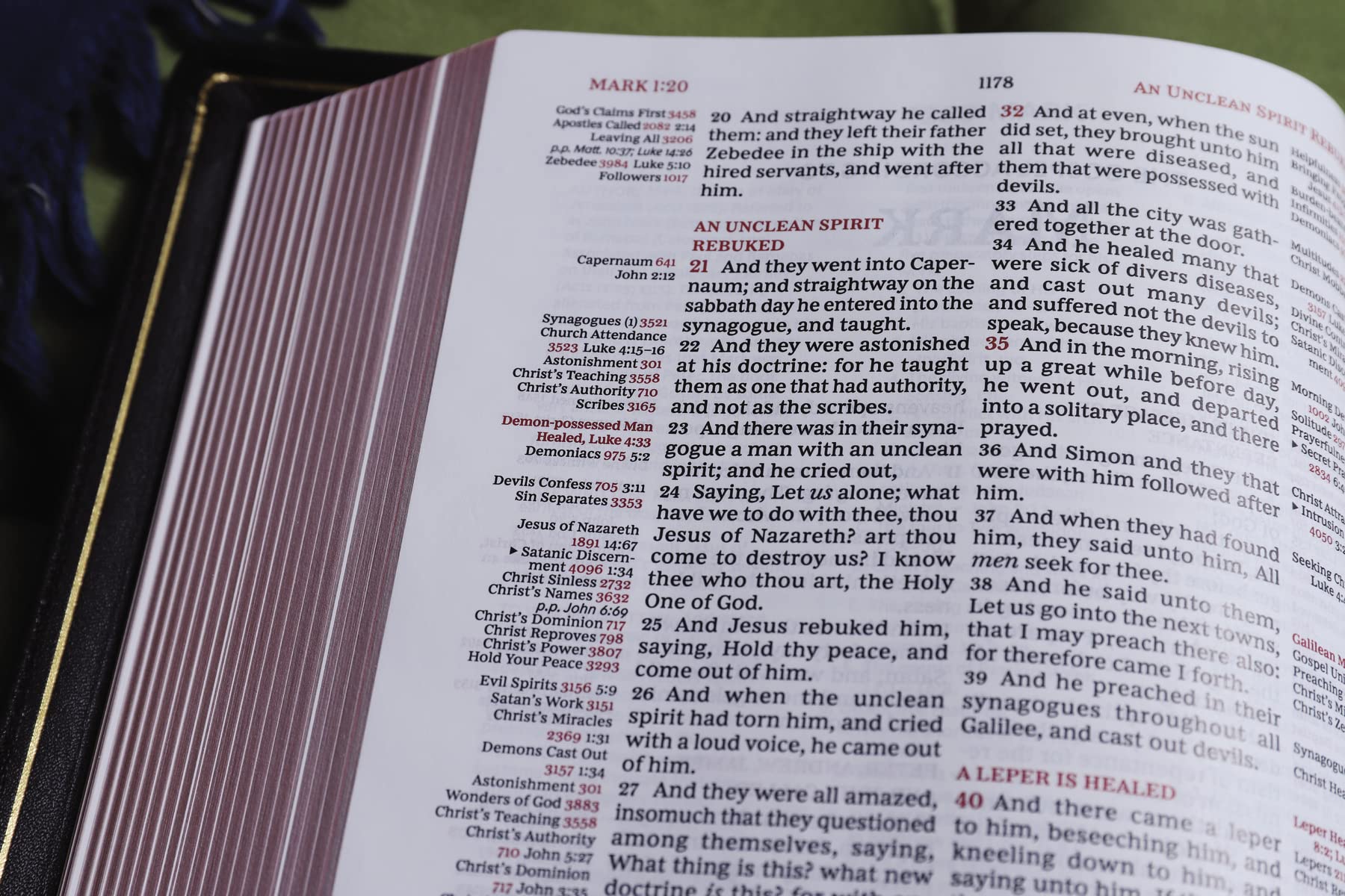 KJV Thompson Chain-Reference Bible - Premium Goatskin Leather, Black (Premier Collection) with Art Gilded Edges & Comfort Print - Perfect for Personal Study, Church Use & Gift Giving