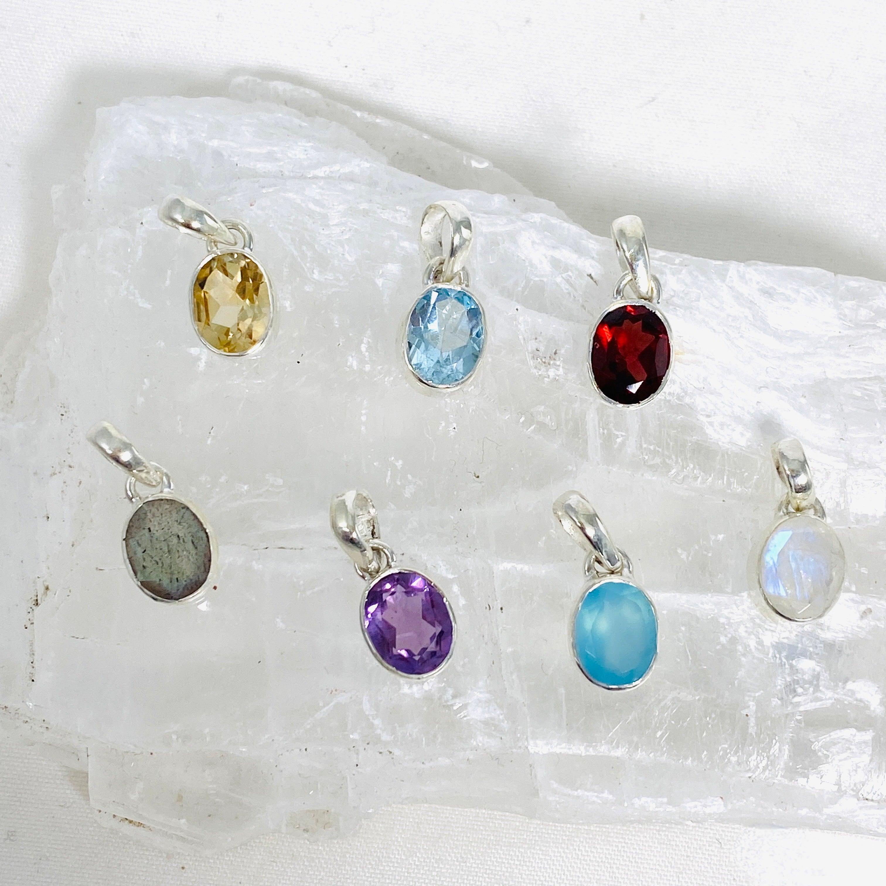 Elegant Petite Oval Faceted Pendant Necklace G2126O - Perfect for Daily Wear, Special Occasions & Gift Giving
