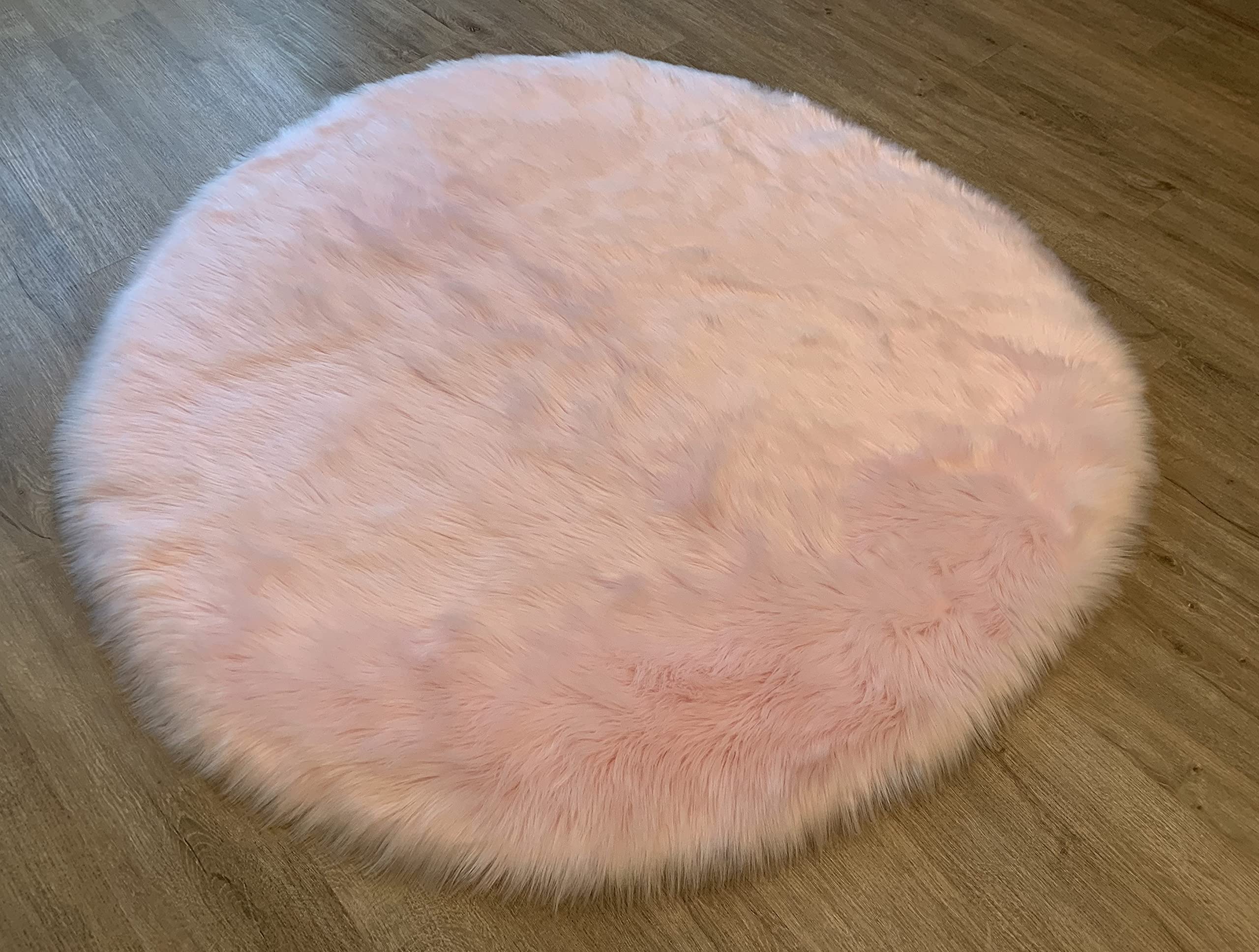 LAMBZY Faux Sheepskin Rug - Super Soft Hypoallergenic Round Shaggy Carpet for Living Room, Nursery, Bedroom & Sofa - Plush & Silky Texture (3'6