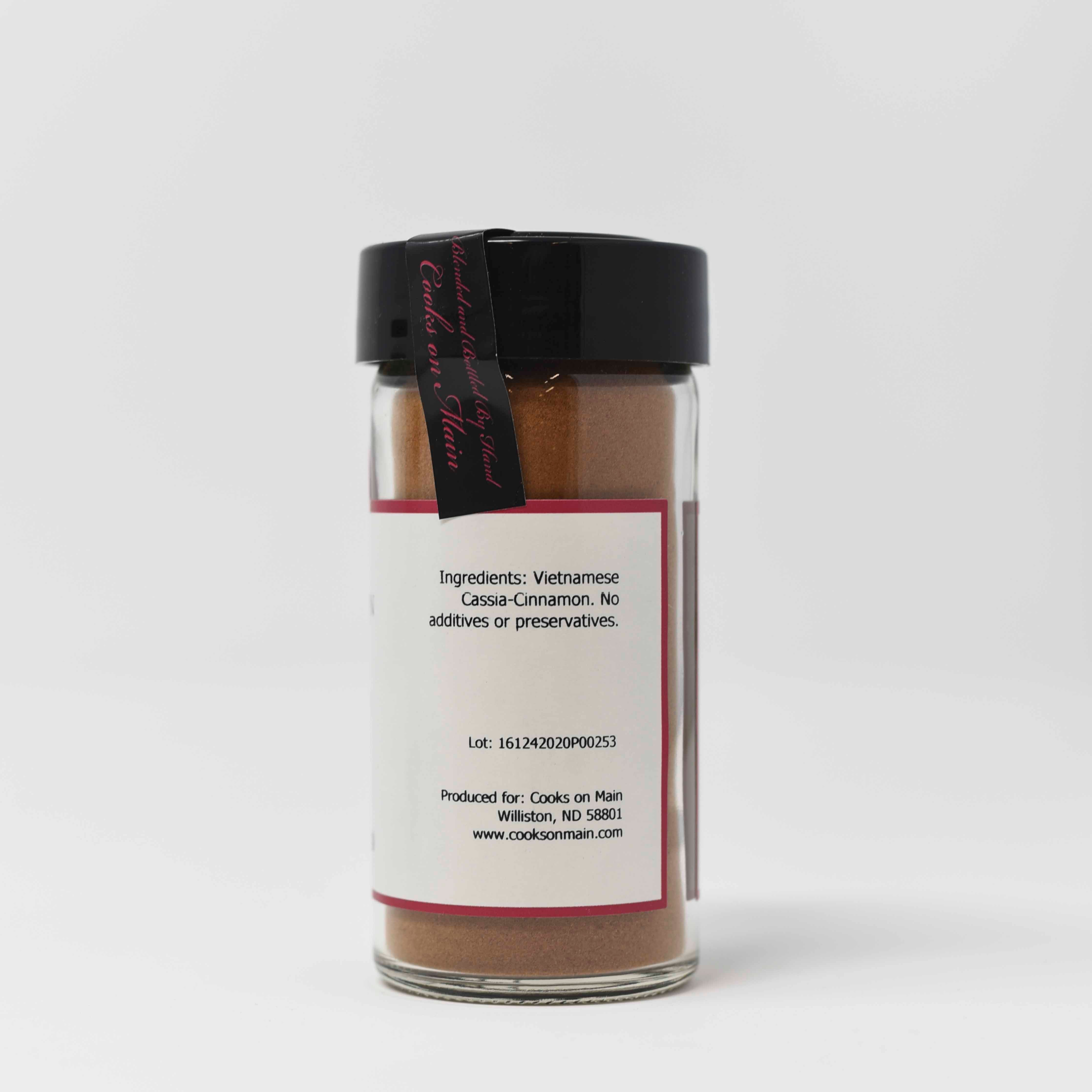 Premium Vietnamese Cinnamon (Cinnamomum Loureiroi) - 100% Pure Ground Cassia Cinnamon Powder - Organic, Strong Flavor & Aroma - Perfect for Baking, Coffee, Tea & Desserts - 8oz Resealable Bag