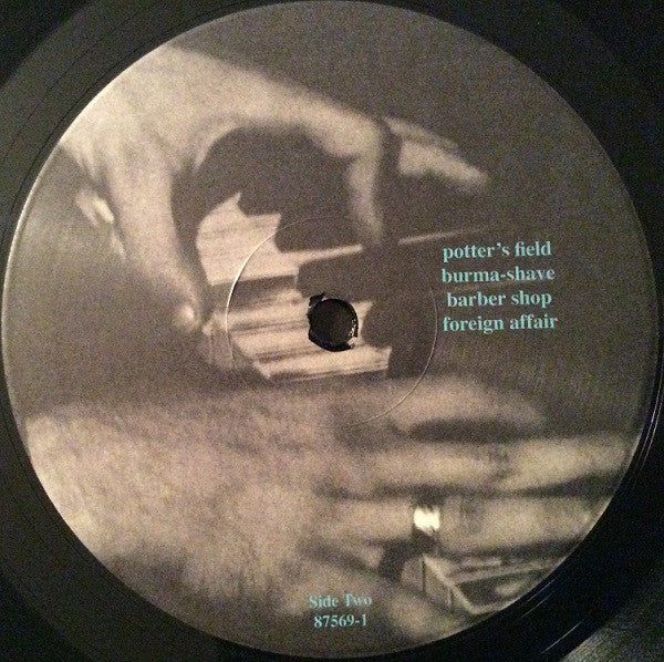 Tom Waits - Foreign Affairs Vinyl LP Album (Reissue, Remastered, Mint Condition) - Perfect for Jazz & Blues Collectors and Audiophiles