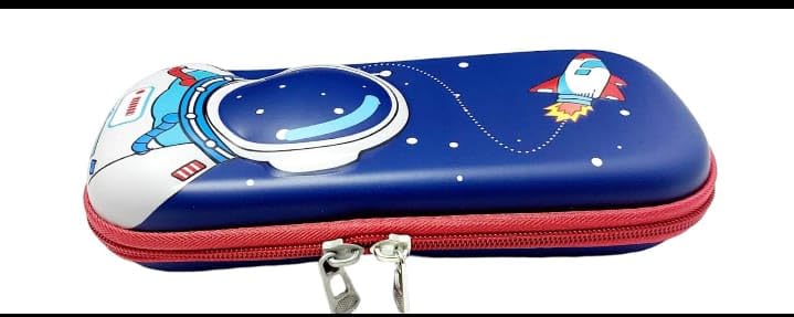 AUDNER 3D Space Astronaut Pencil Case with Multiple Compartments - School Supply Organizer for Kids & Students - Perfect for Classroom, Homework, and Art Projects (1 Unit)