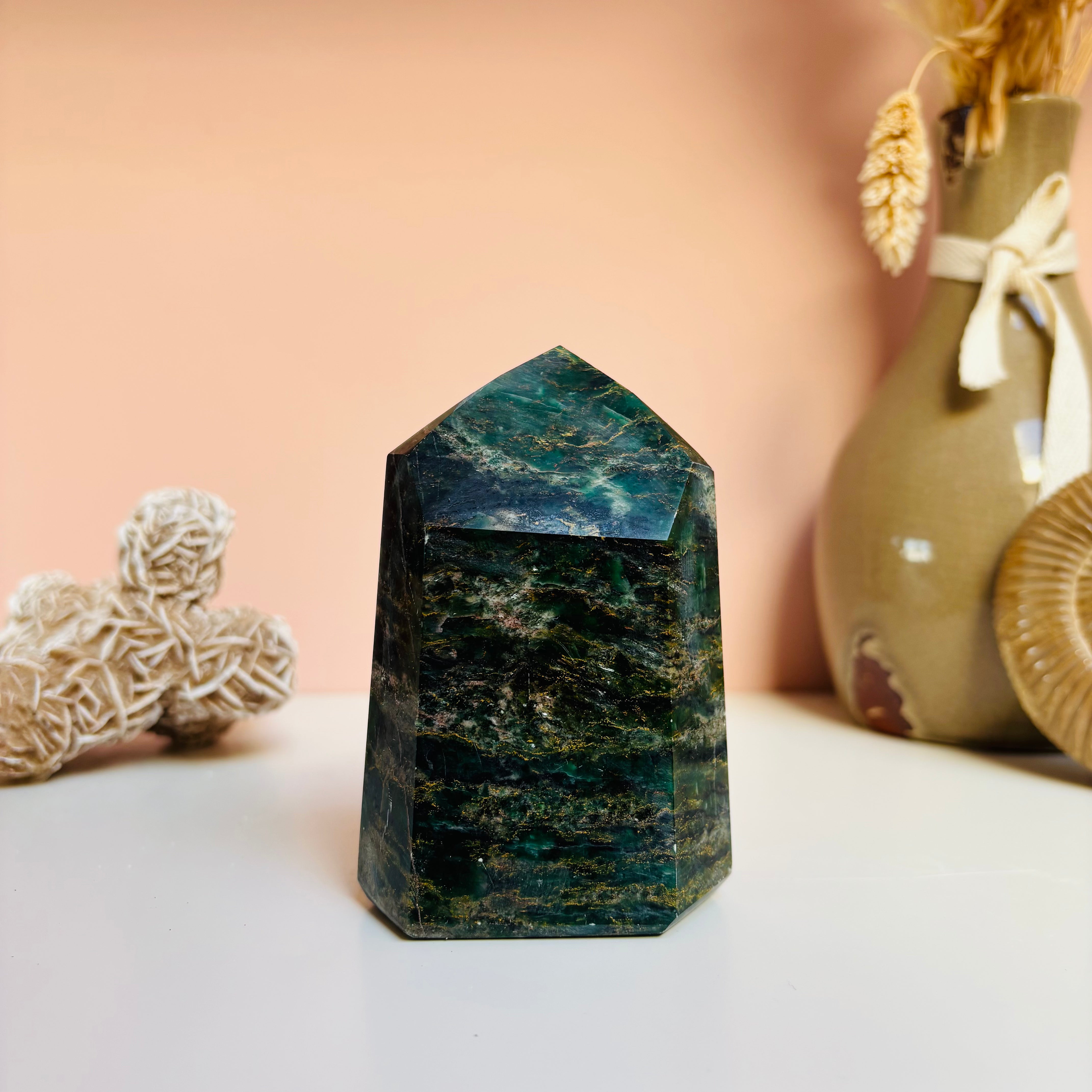 Natural Green Apatite Point - Healing Crystal for Meditation, Reiki & Energy Work - Spiritual Growth & Chakra Balancing Stone