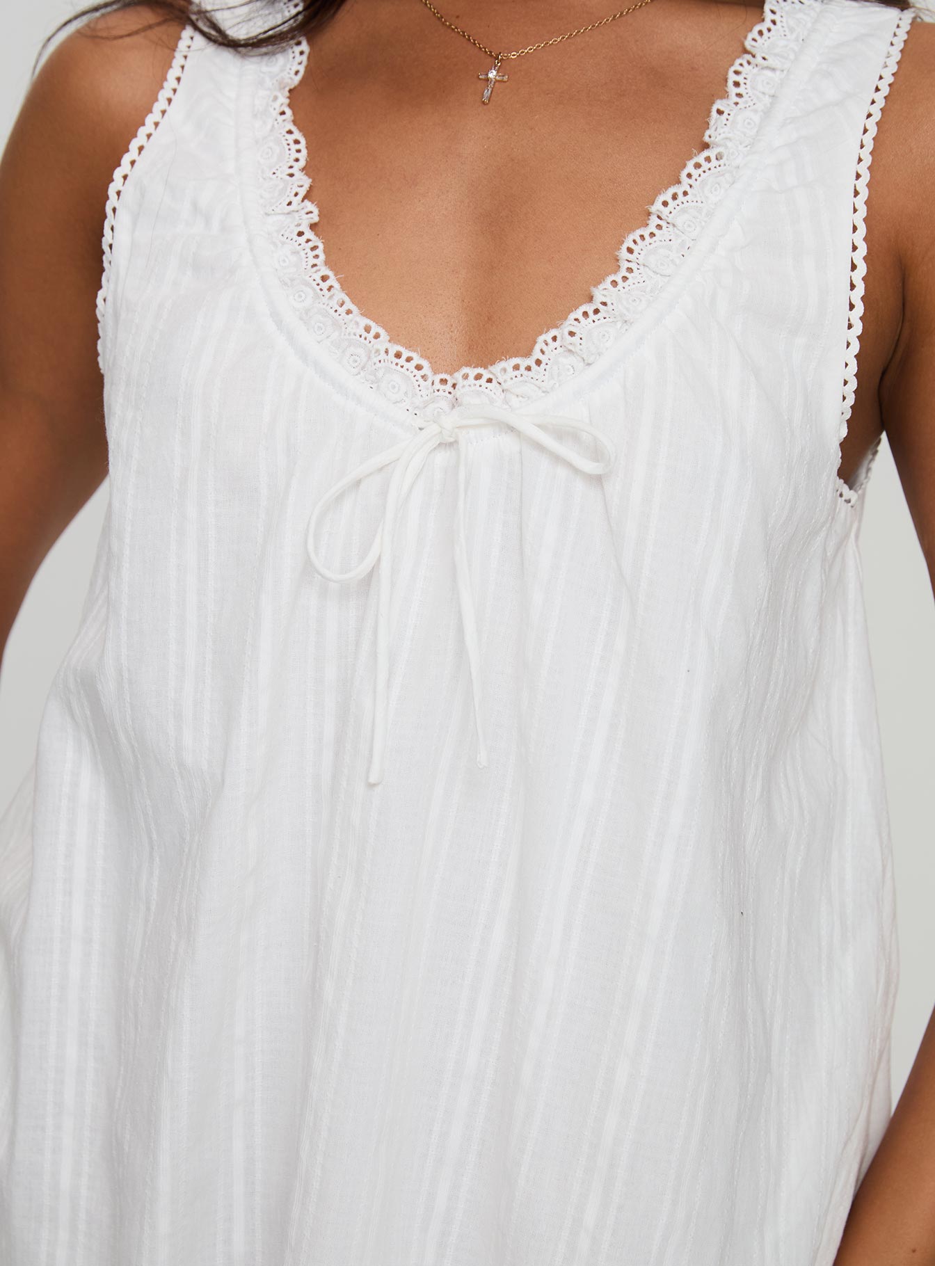 Antique Swing Mini Dress in White - Petite Size for Women | Perfect for Summer Parties, Weddings & Casual Outings