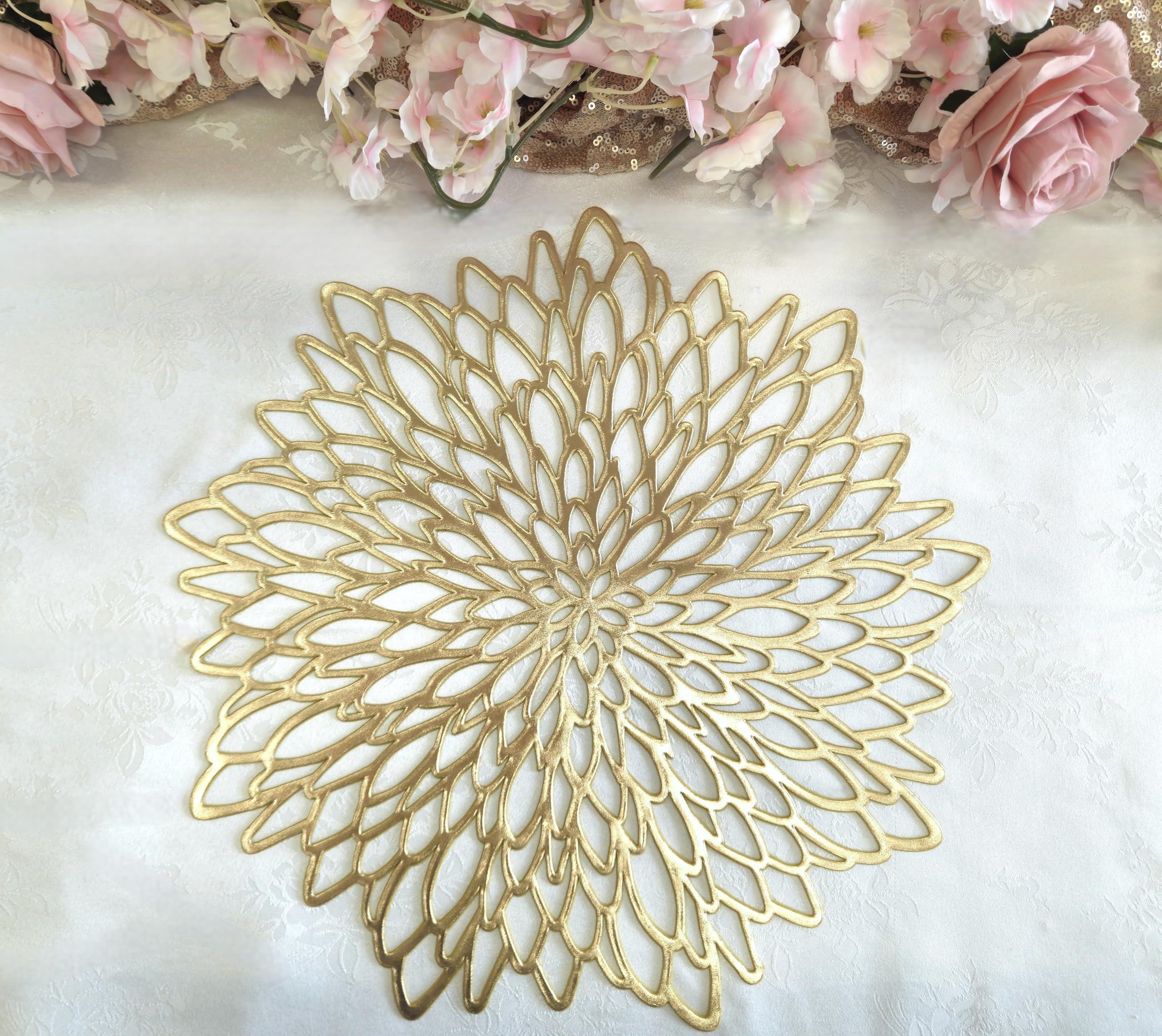 40-Pack Gold Leaf Pressed Vinyl Round Placemats - Elegant Metallic Table Mats for Weddings, Parties & Formal Dining - Waterproof & Reusable Place Settings for Home Decor & Special Occasions