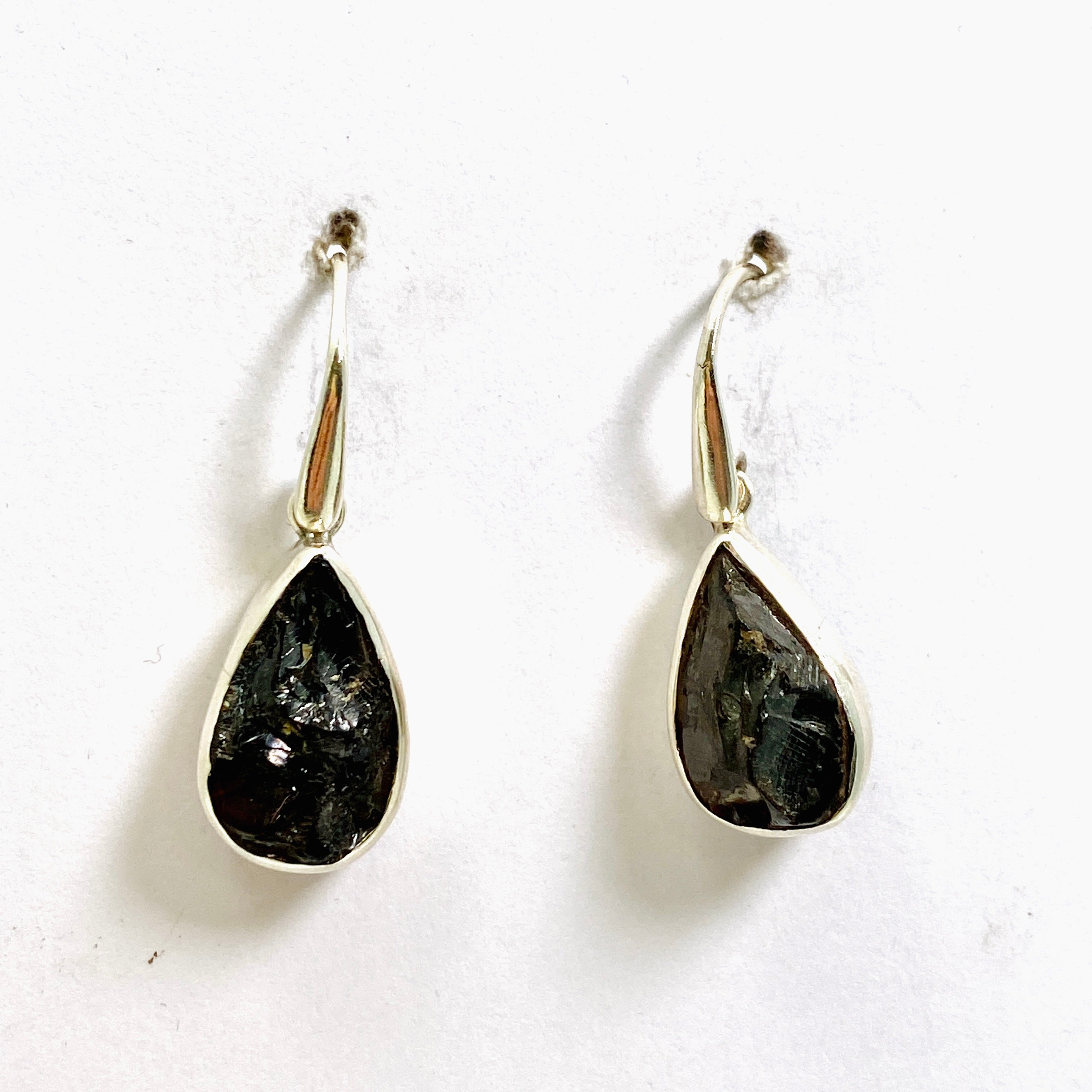 Natural Shungite Teardrop Raw Stone Earrings for Women - Handmade Healing Jewelry for EMF Protection & Stress Relief - Perfect for Yoga, Meditation & Daily Wear