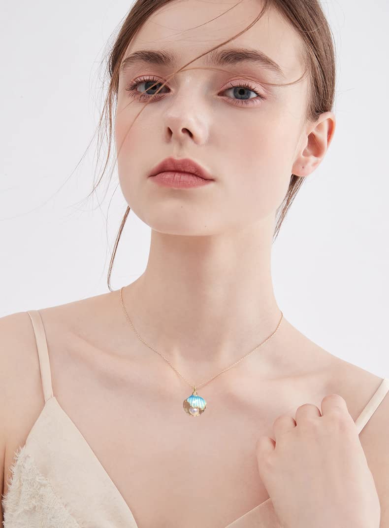 Trendy Seashell Pendant Necklace for Women - Beach Jewelry & Boho Style