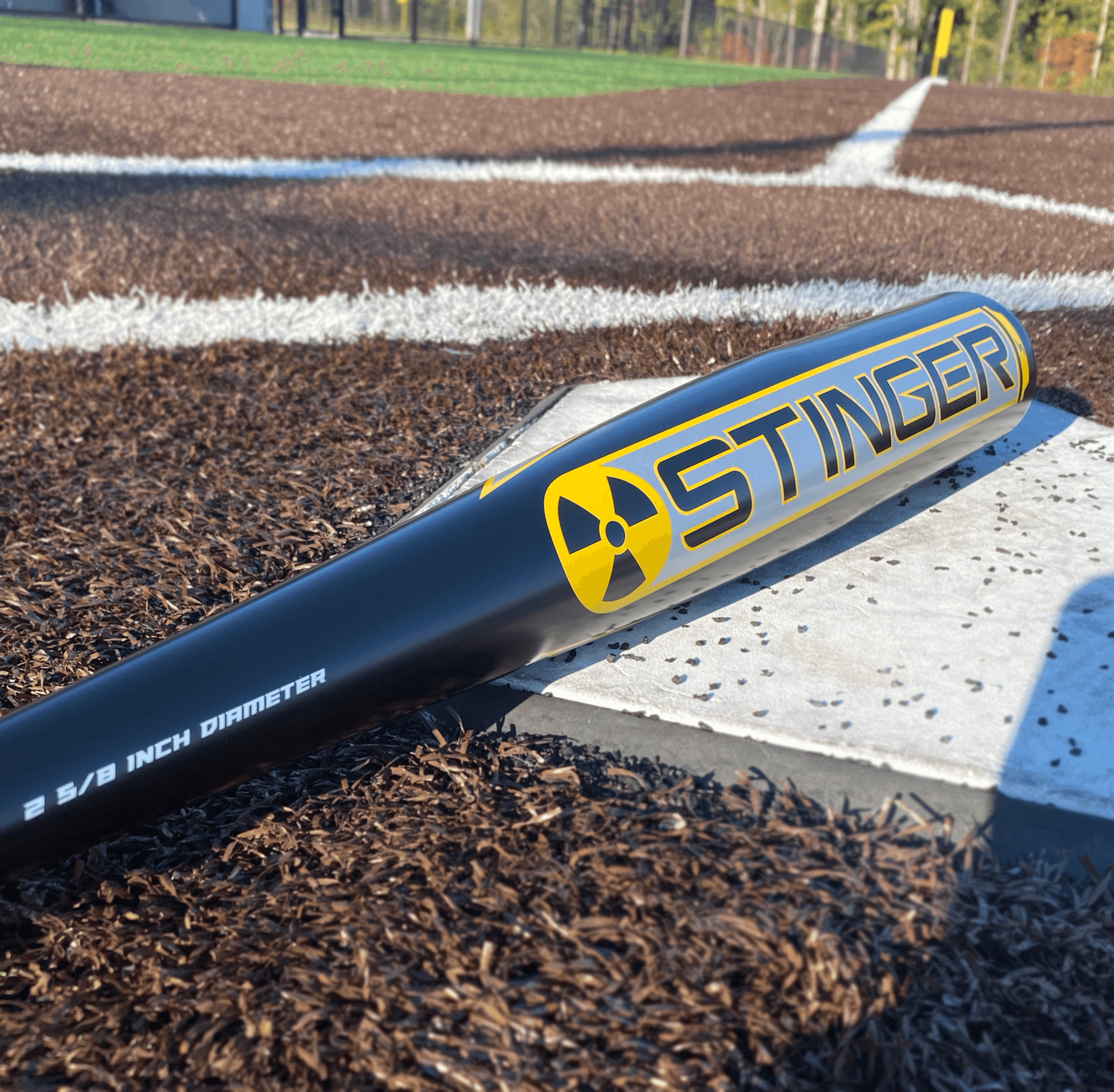 2022 Stinger NUKE 2 (3) BBCOR Baseball Bat - High Performance Youth & Adult Baseball Equipment for Games & Practice | Perfect for Tournaments, Training & Competitive Play