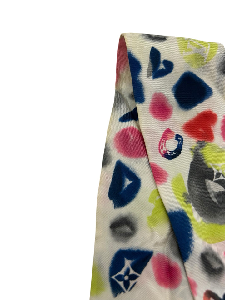 Louis Vuitton Silk Scarf for Women - Luxury Designer Bandana & Fashion Accessory (Perfect for Gifts, Travel, and Special Occasions)