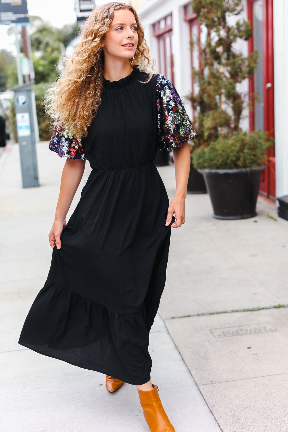 Elegant Black Floral Sequin Puff Sleeve Mock Neck Tiered Maxi Dress for Women - Perfect for Evening Parties, Weddings & Special Occasions