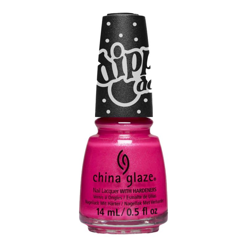 China Glaze Strawberry Chillin' Nail Polish - 0.5 oz / 14.7ml (#85211) - Long Lasting, High Shine Finish - Perfect for Summer Nails, Pedicures & DIY Manicures