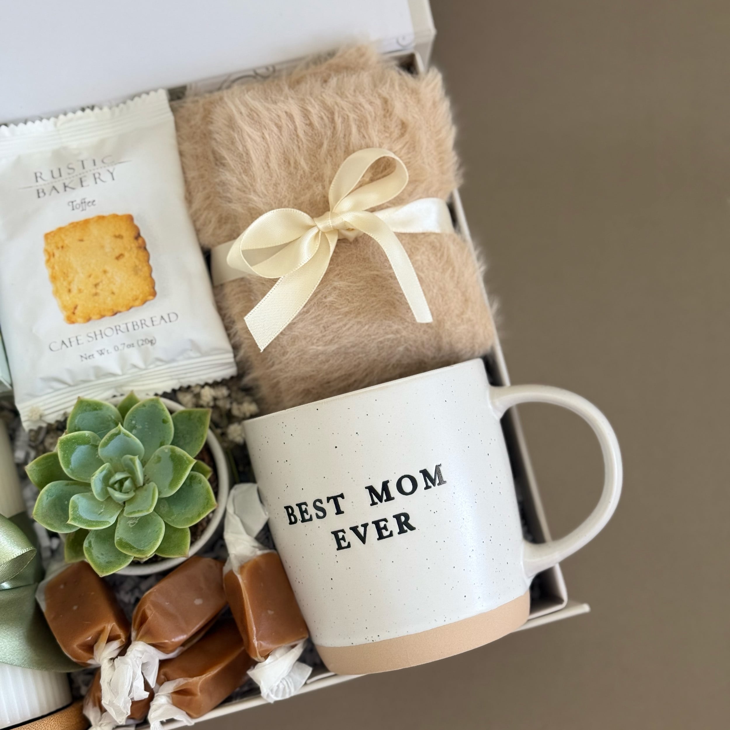 SweetHeart Comfort & Care Gift Box - Thoughtful Present for Her, Birthday, Anniversary, Valentine's Day - Perfect for Relaxation & Self-Care Moments