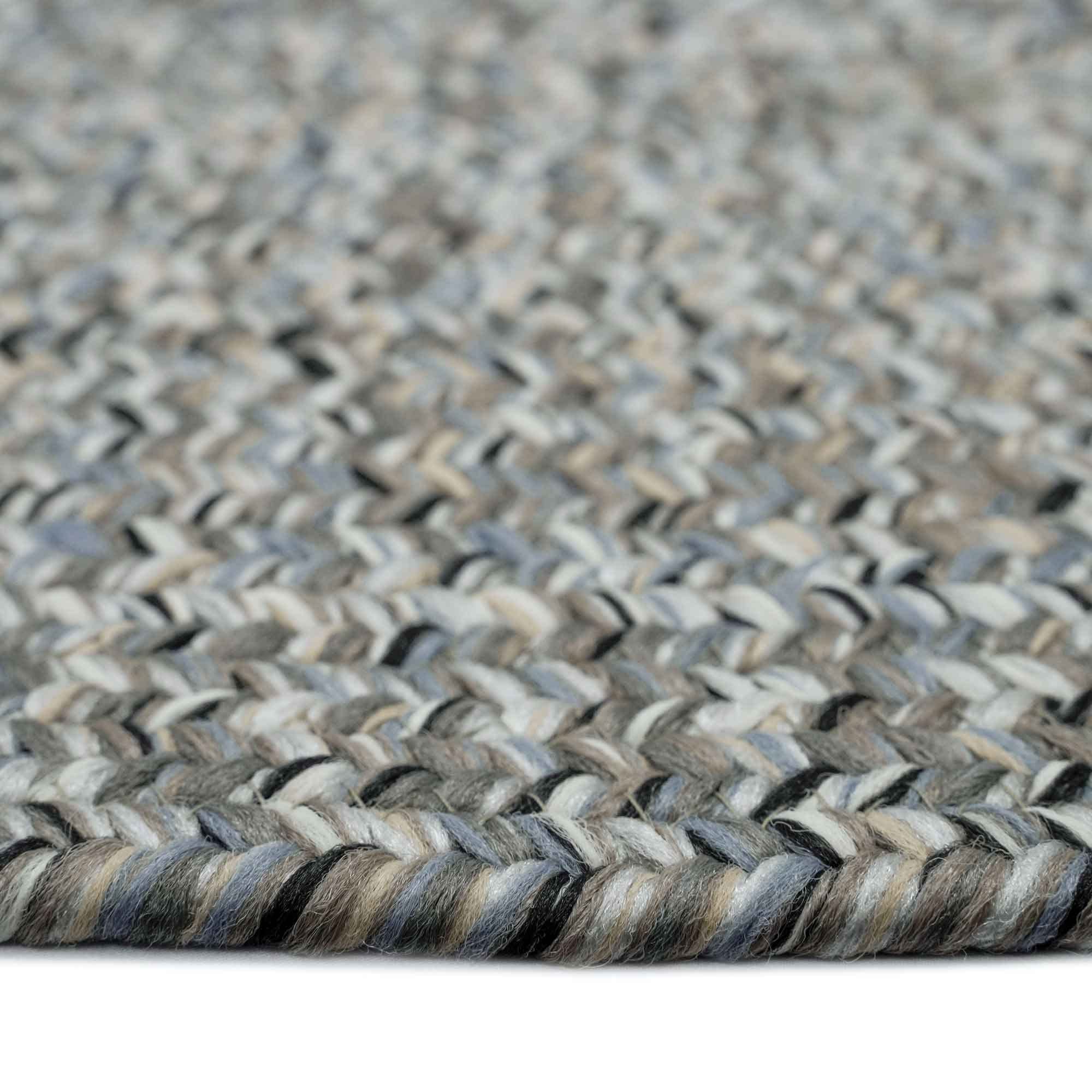 Capel Rugs Sea Pottery Round Braided Area Rug 5'6