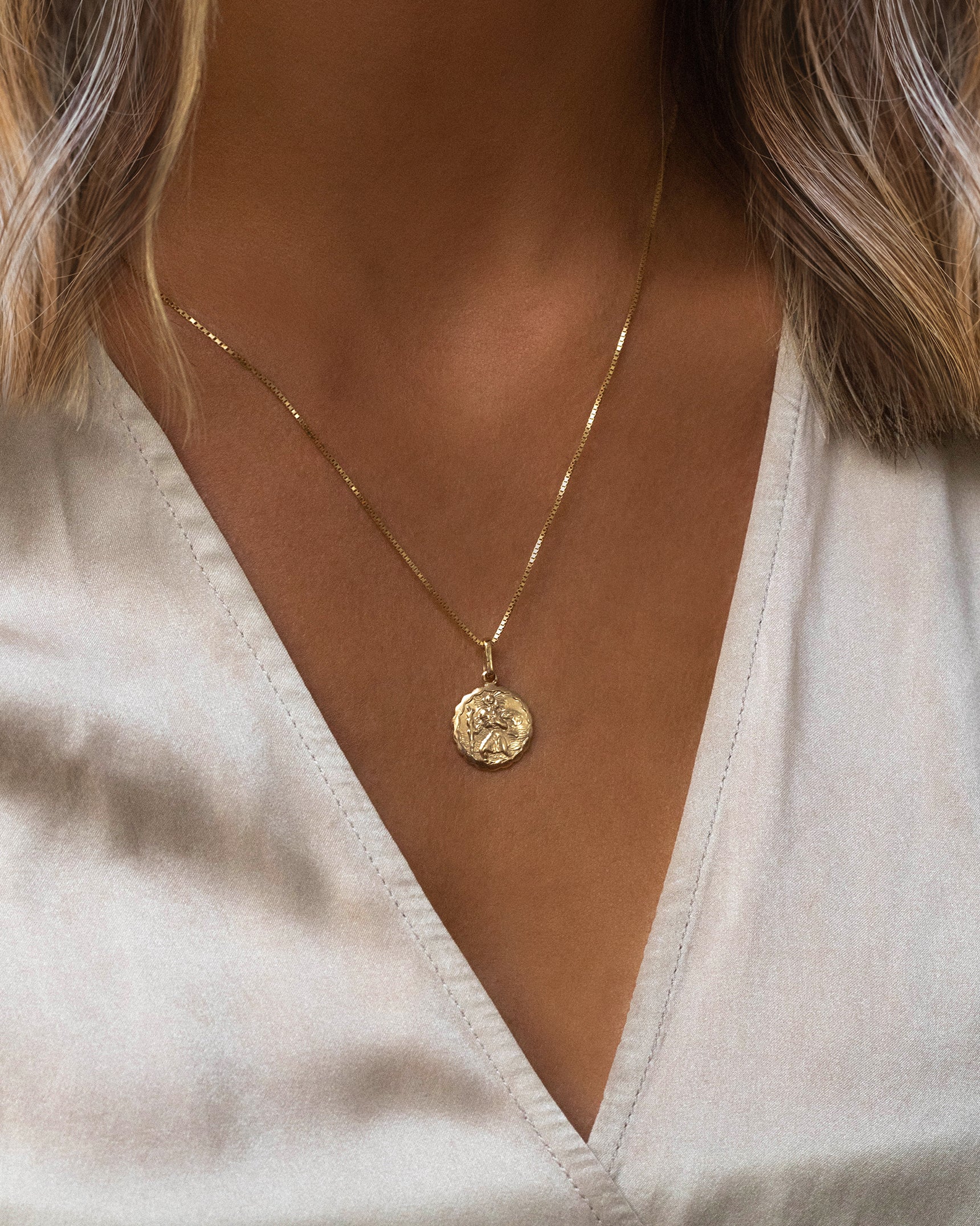 St Christopher Pendant Necklace - Sterling Silver Religious Jewelry for Men & Women - Perfect for Travel Protection & Faith Gifts