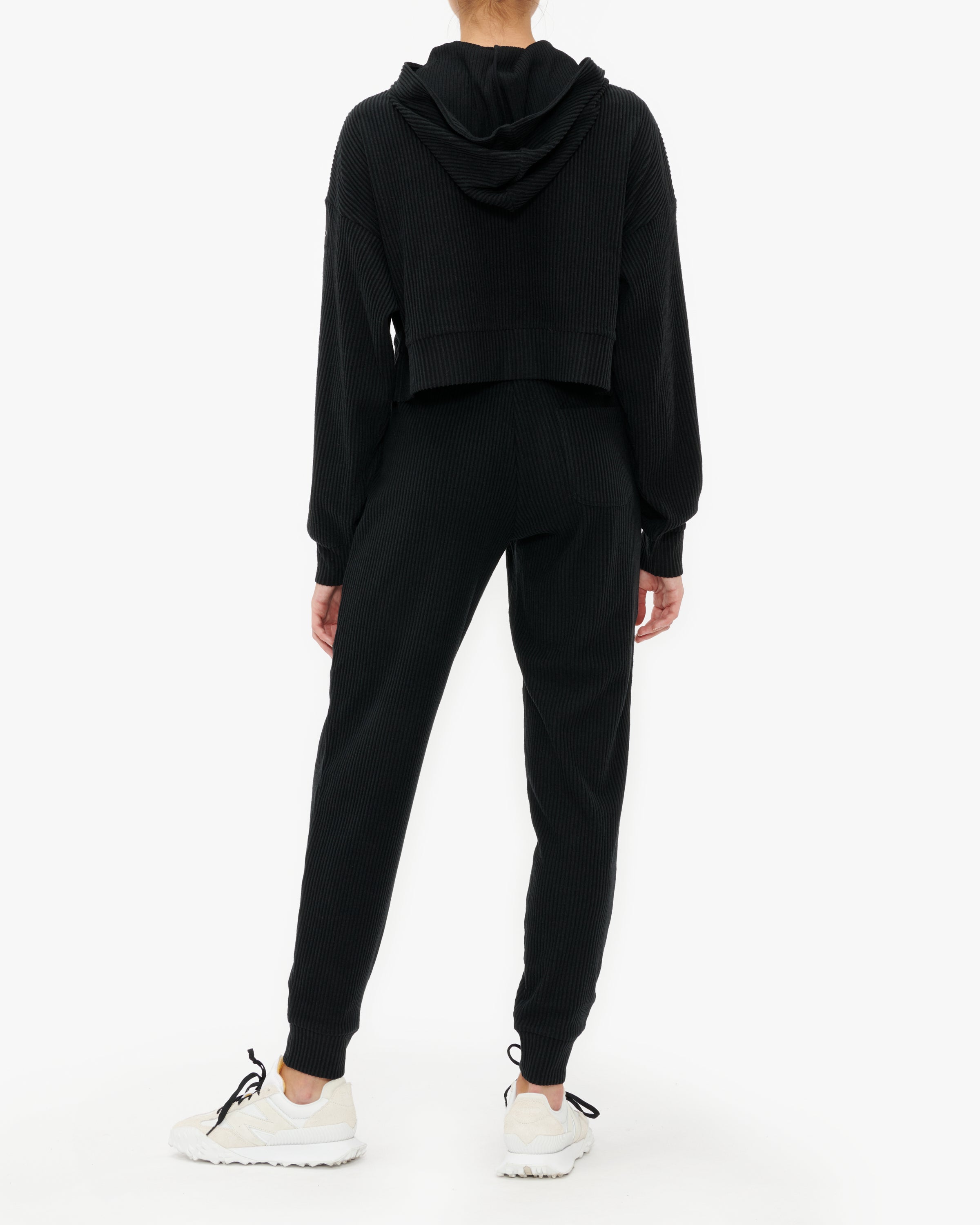 Alo Yoga Muse Hoodie for Women - Soft Fleece Pullover with Kangaroo Pocket | Perfect for Yoga, Gym, Lounge & Casual Wear
