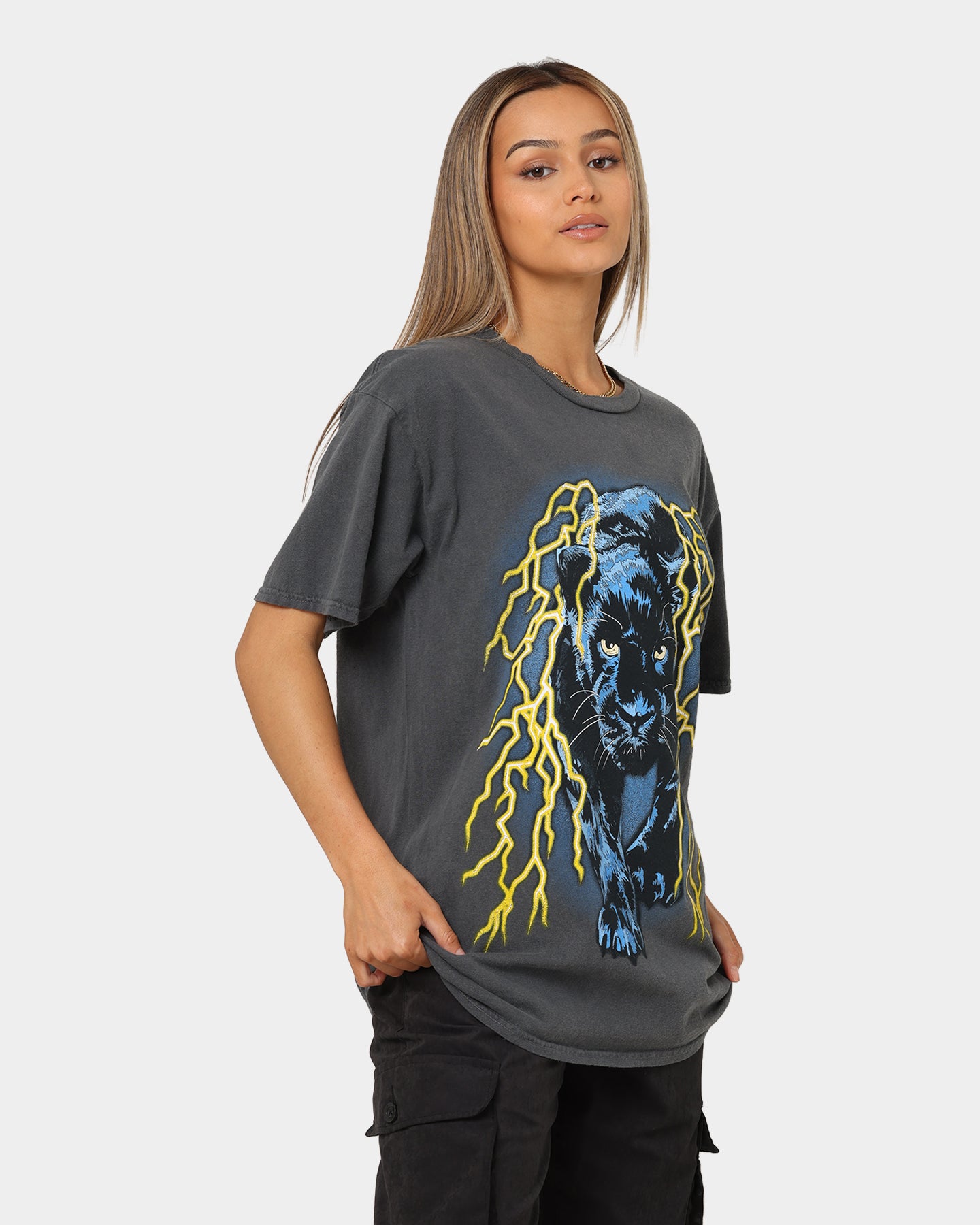 Vintage American Thrift OG Panther Graphic T-Shirt - Off Black | Retro Streetwear for Men & Women | Perfect for Casual Outfits, Concerts, and Urban Fashion