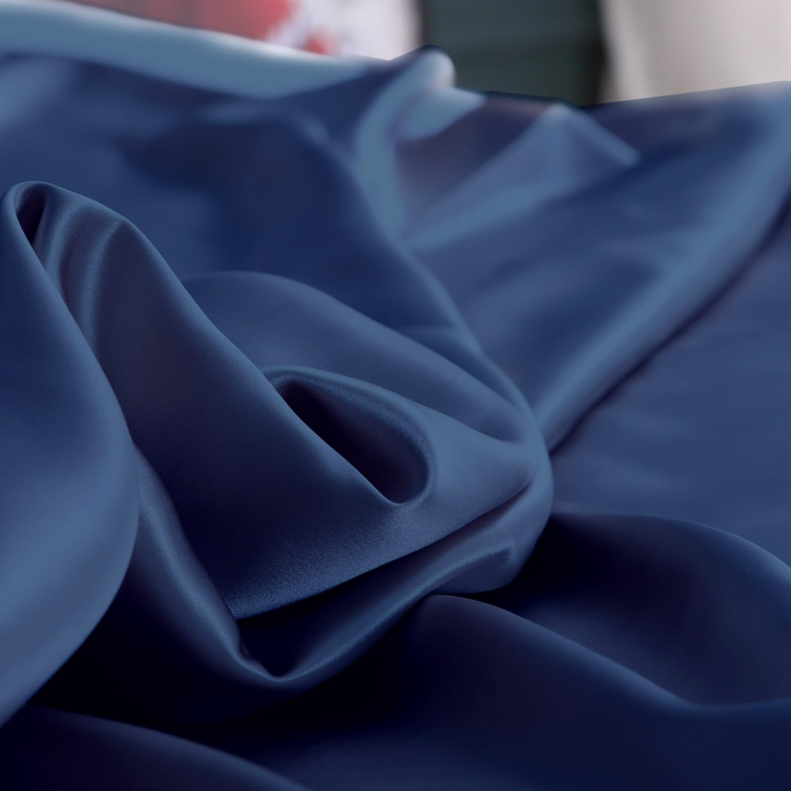 THXSILK 100% Mulberry Silk Pillowcase for Hair & Skin Care - 25 Momme Luxury Silk Pillow Cover with Hidden Zipper - King Size Navy Blue - Perfect for Anti-Frizz, Wrinkle Prevention & Beauty Sleep