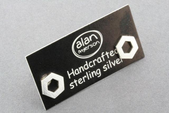 Hexagon Stud Earrings for Women - Open Geometric Boho Chic Jewelry - Perfect for Casual Wear, Parties & Gifts