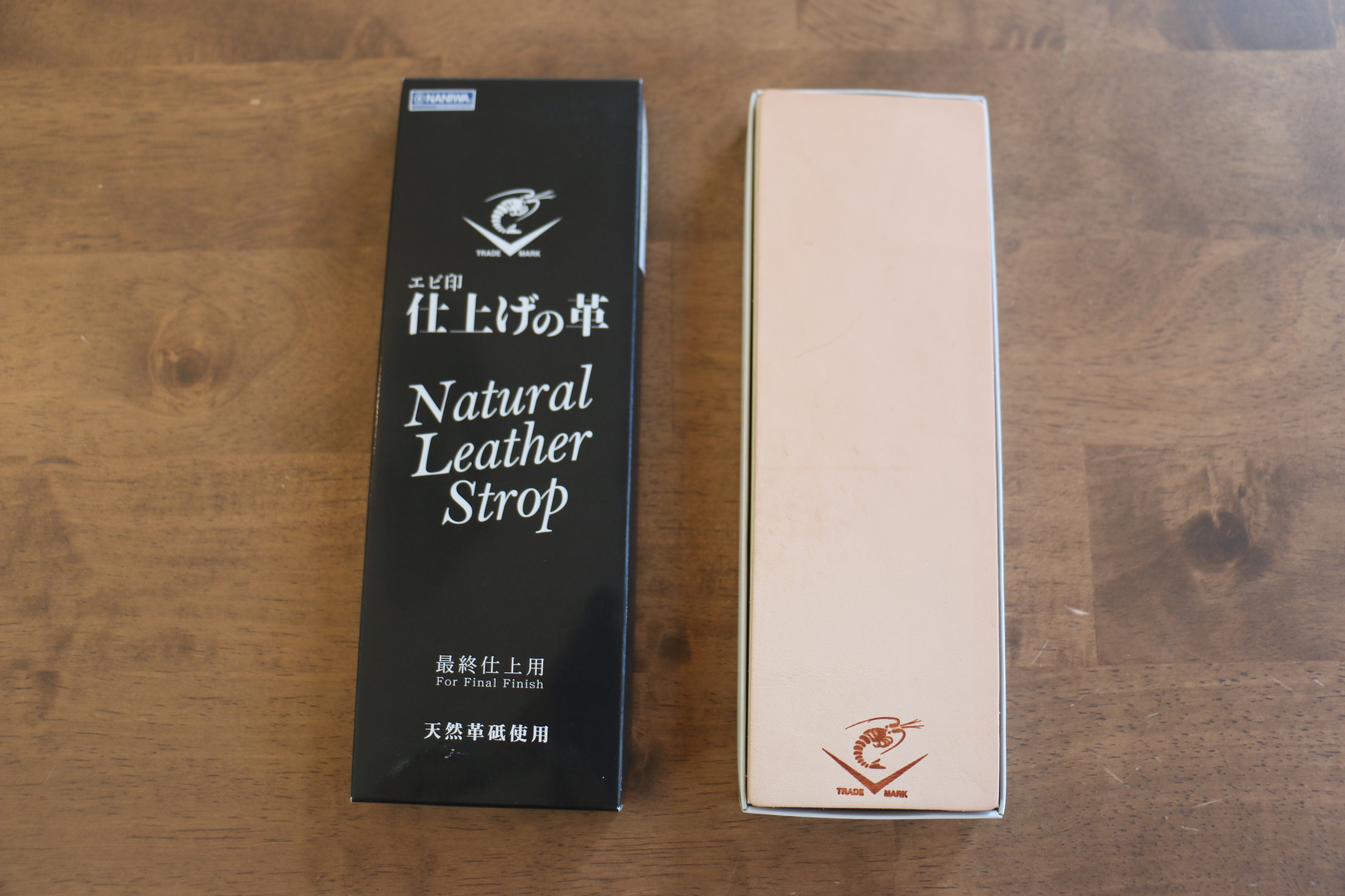 Premium Naniwa Natural Leather Strop for Knives & Razors - Honing & Polishing Tool for Professional Chefs & Barbers - Perfect for Home, Kitchen & Barber Shop Use