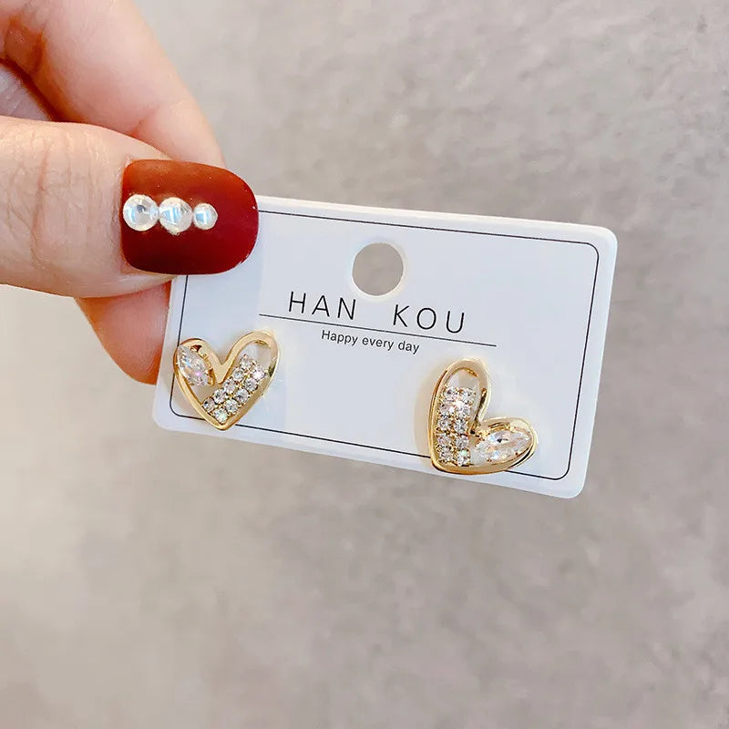 Elegant Heart-Shaped Stud Earrings for Women - Perfect for Valentine's Day, Anniversary & Romantic Date Night Gifts