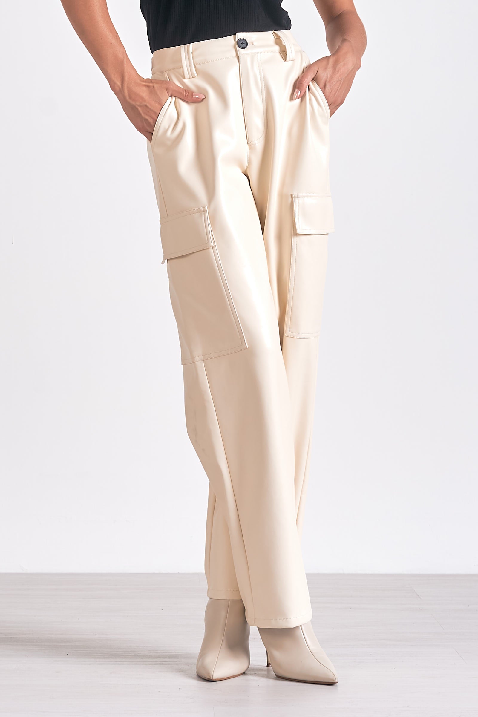 Mantio Women's Stone Color High-Waist Stretch Pants - Comfortable & Flattering for Work, Travel & Casual Wear