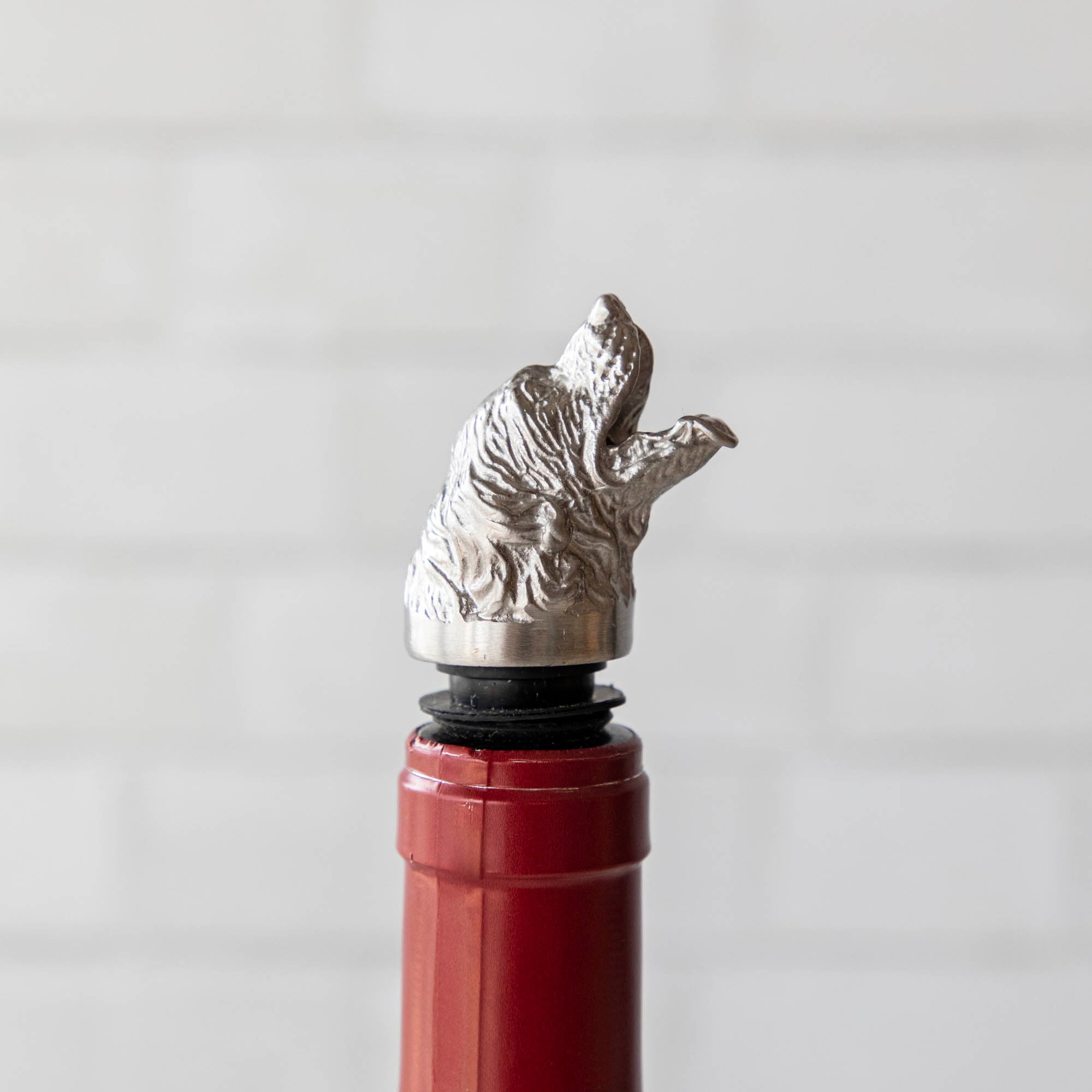 Golden Retriever Wine Bottle Pourer - Decorative Dog-Themed Drip-Free Liquor Dispenser for Home Bars, Parties & Gifts - Perfect for Wine Lovers & Pet Owners