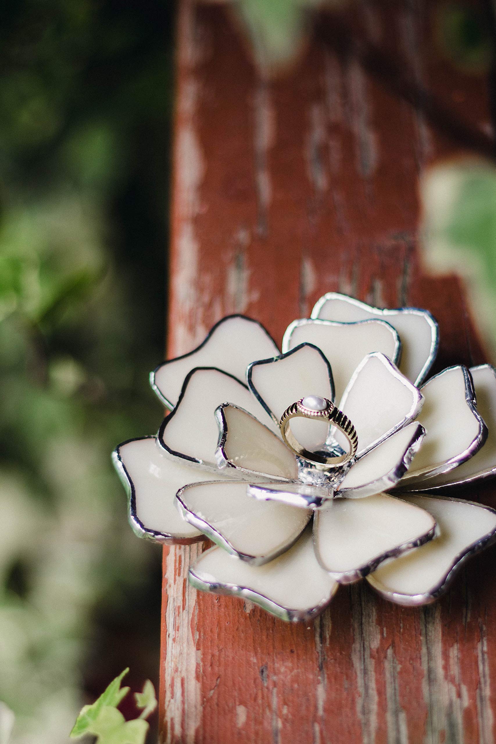 Floral Stained Glass Ring Dish - Elegant Marbled Jewelry Holder for Wedding Rings & Accessories - Perfect for Bridal Showers, Home Decor & Gift Giving