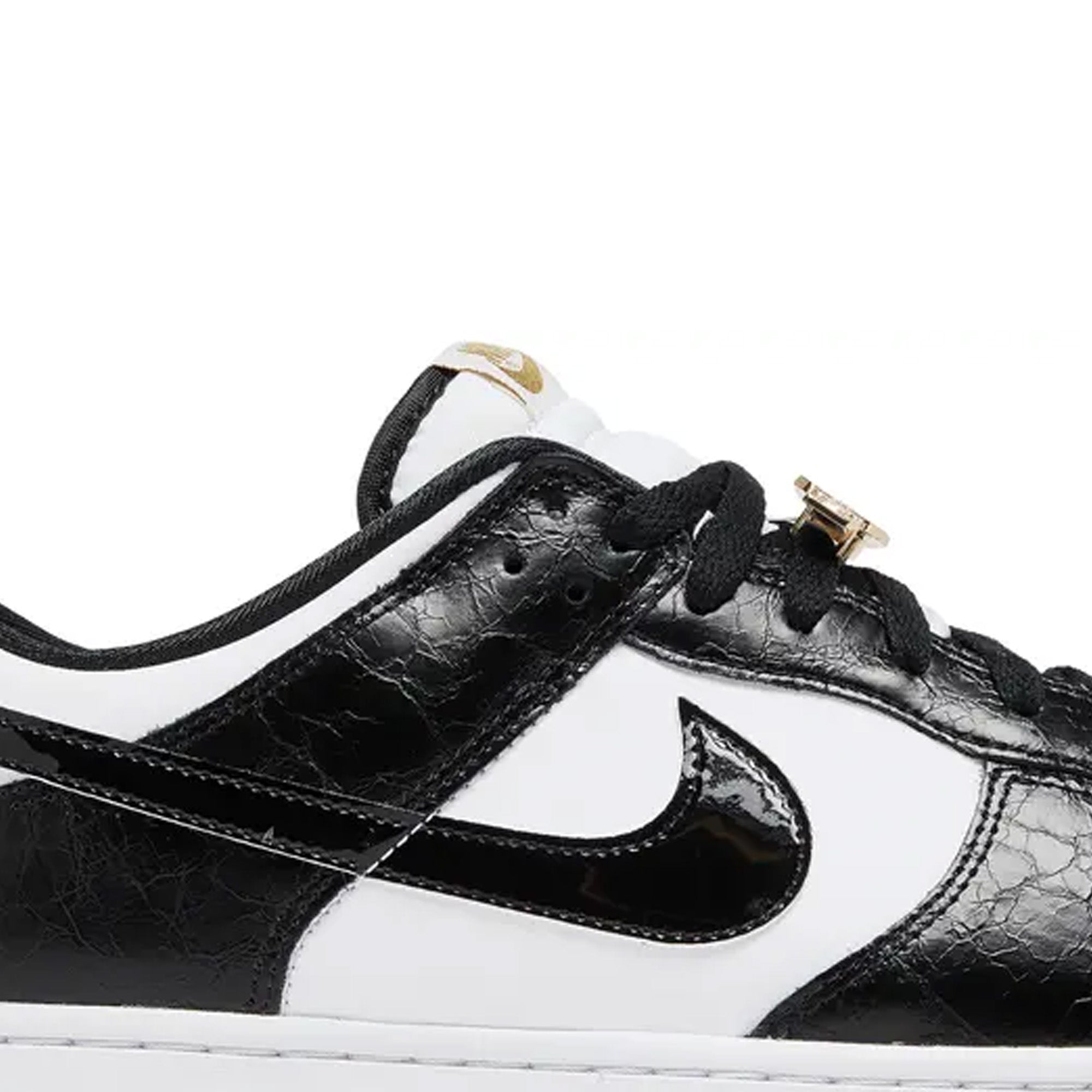 Nike Dunk Low SE 'World Champs Black White' Basketball Shoes (2022) - Stylish Sneakers for Streetwear, Casual Outfits & Sports Performance