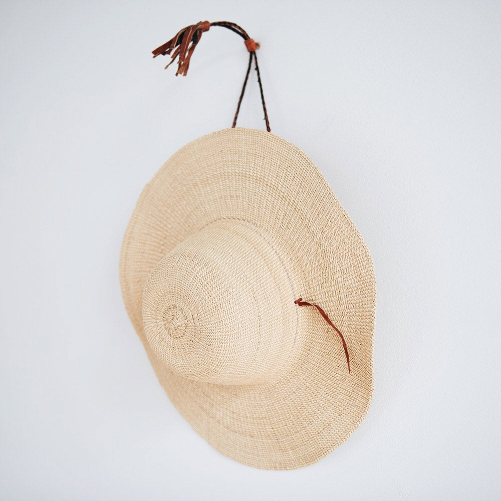Authentic Ghanaian Straw Hat - Handwoven Natural Fiber Sun Hat for Women & Men - Perfect for Beach, Garden, and Summer Outdoor Activities