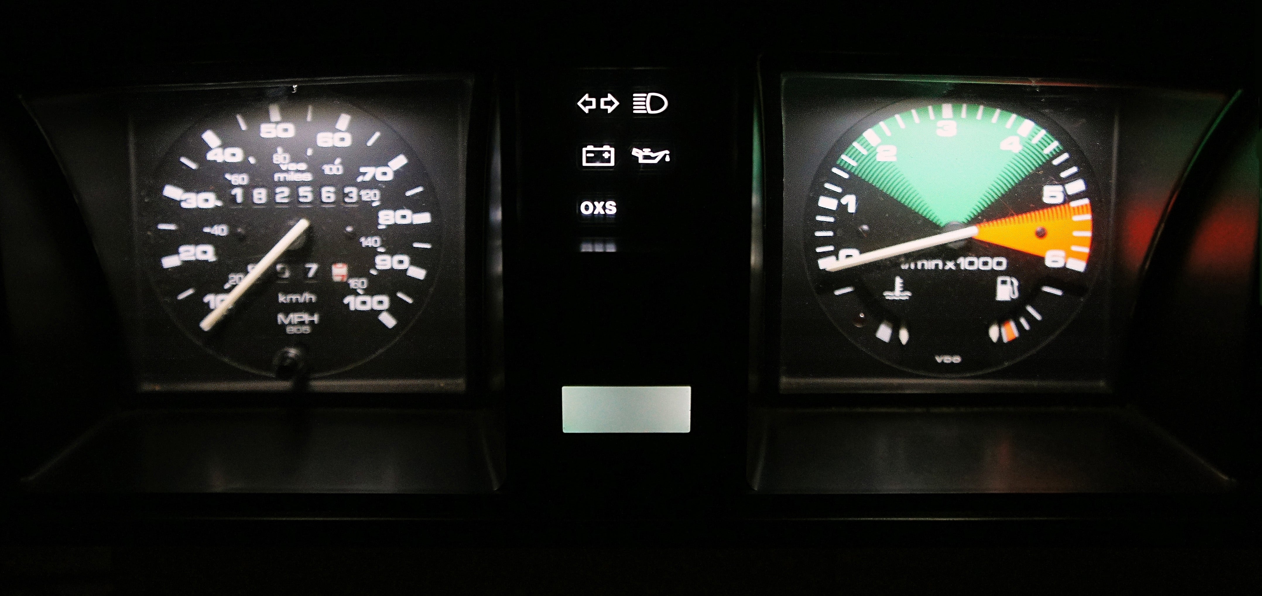 Vanagon Instrument Cluster LED Bulb Kit - Upgrade Your Dashboard Lighting for Better Visibility at Night (Perfect for VW Vanagon 1980-1991)