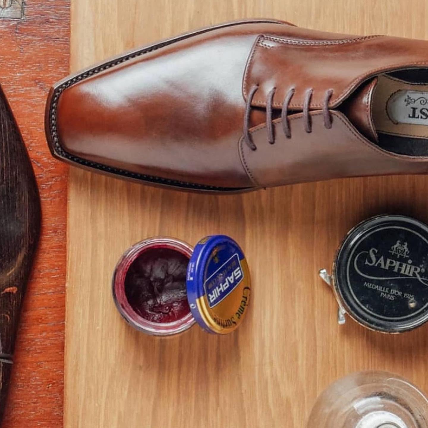 SAPHIR Premium Leather Shoe Care Kit for Men – Shoe Polish, Conditioner & Protector – Perfect for Dress Shoes, Boots & Leather Accessories – Ideal for Office, Formal Events & Daily Shoe Maintenance