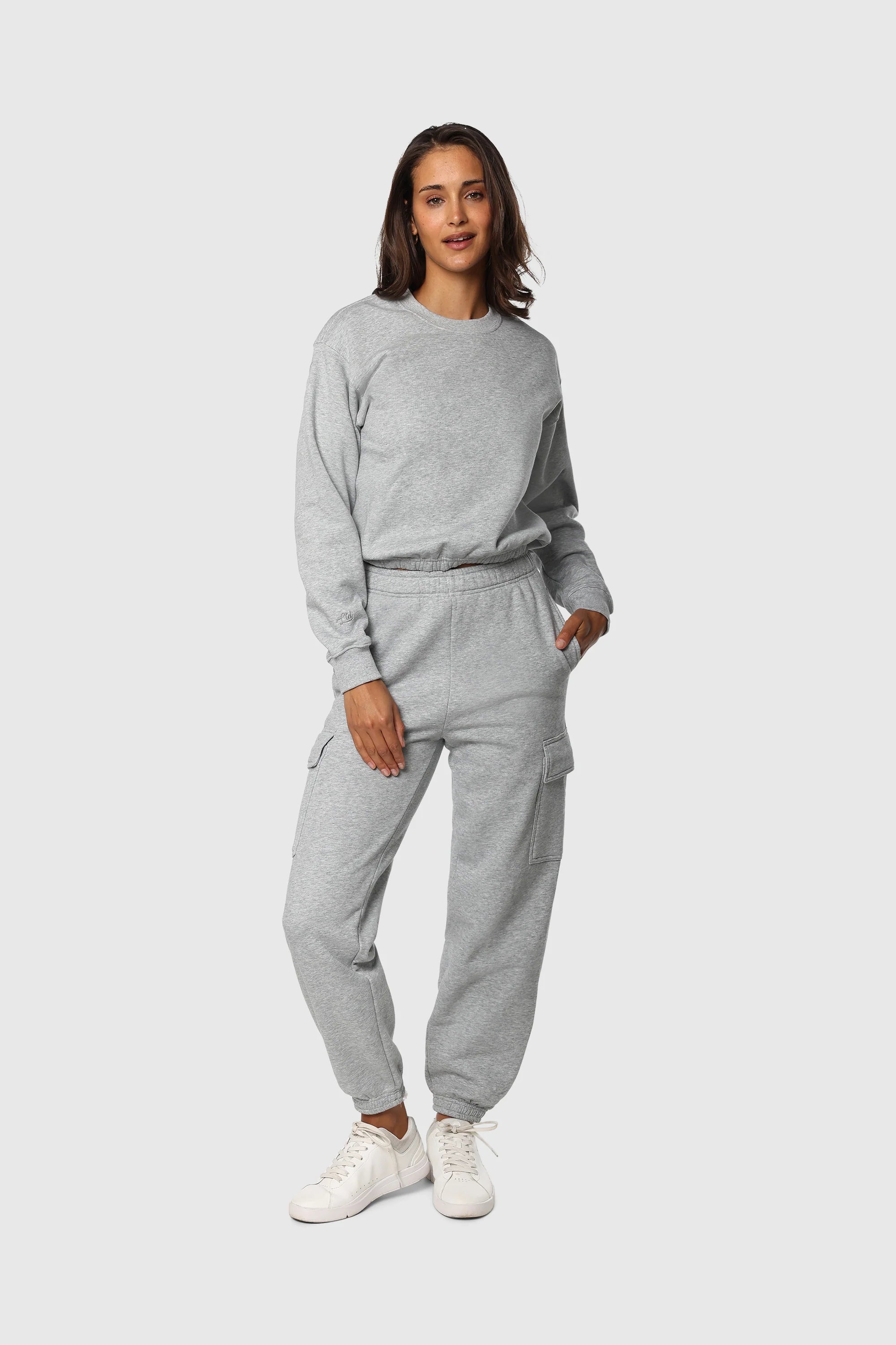 Stylish Grey Cinch Fleece Jogger Set for Women - Cozy Athletic Lounge Wear for Gym, Yoga & Casual Outfits