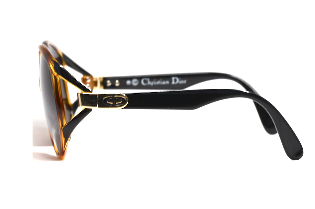 Christian Dior 2320 Sunglasses - Luxury Designer Shades for Women | UV Protection & Fashion Statement | Perfect for Beach, Driving & Outdoor Activities