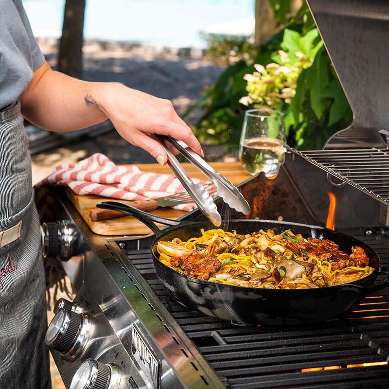 Premium Black Cast Iron Skillet - Pre-Seasoned for Non-Stick Cooking - Perfect for Stovetop, Oven & Camping - Ideal for Searing, Baking & Frying