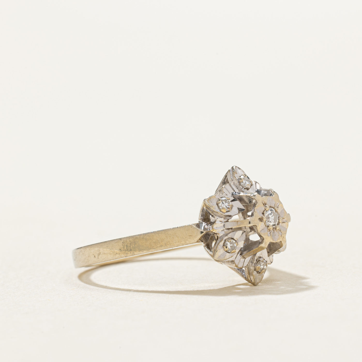 18K Illusion Set Diamond Petal Ring | 0.06ctw | Size 6.5 | Elegant Wedding Band, Anniversary Gift for Her, Promise Ring for Girlfriend