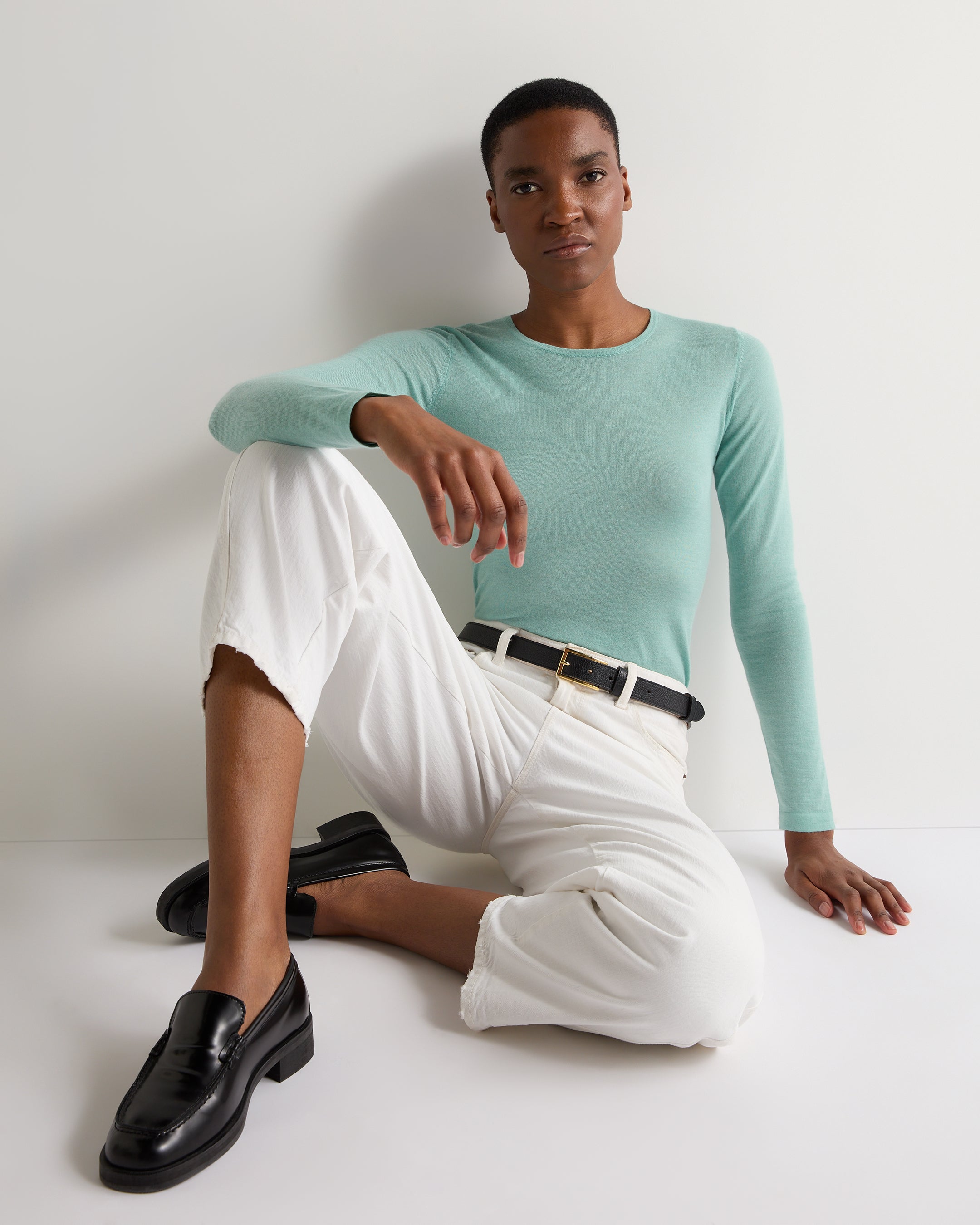 Premium Women's Cashmere Sweater - Soft Round Neck Pullover in Mint Green | Cozy Winter Wear & Casual Office Outfit