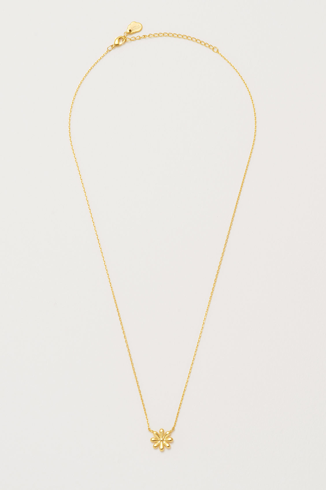 Minimal Daisy Pendant Necklace - Delicate Floral Jewelry for Women, 18K Gold Plated Daisy Flower Charm - Perfect for Everyday Wear, Gifts & Special Occasions