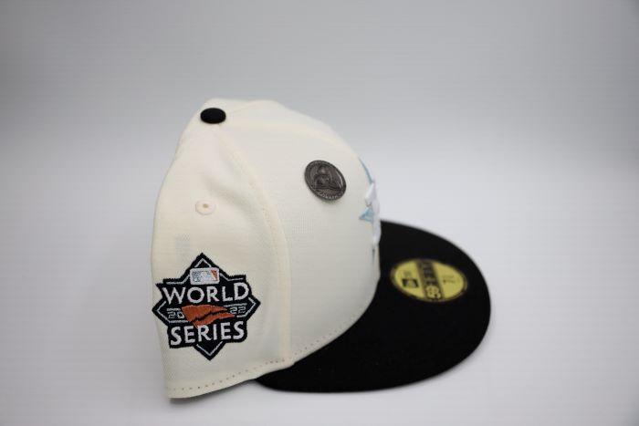 New Era Houston Astros WS22 59Fifty Fitted Cap - Chrome/Black - Official MLB Baseball Hat for Men & Women - Perfect for Games, Collecting & Streetwear Fashion