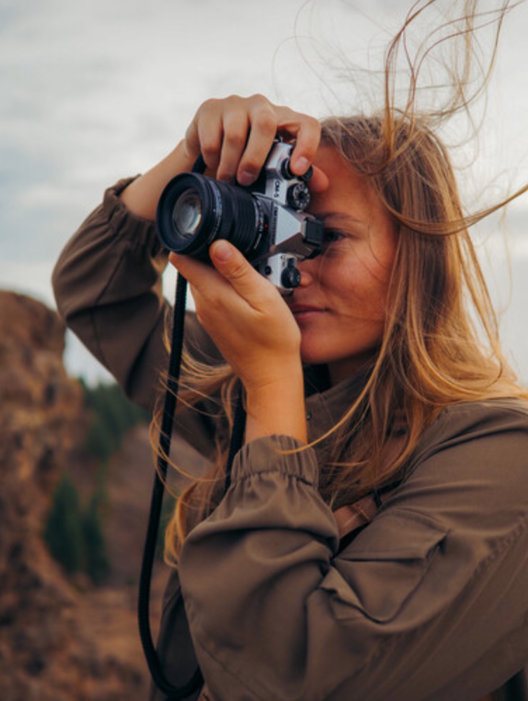 OM SYSTEM OM-5 Mark II Silver Mirrorless Camera with M.Zuiko Digital ED 12-45mm f/4.0 PRO Lens Kit - Perfect for Travel, Vlogging & Outdoor Photography