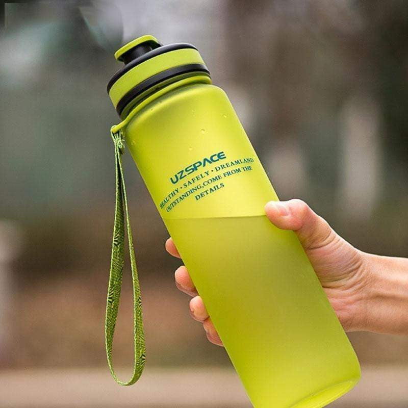 UZSPACE BPA Free Water Bottle 22oz (650ml) & 34oz (1L) - Leak Proof, Durable Plastic Bottle for Gym, Hiking, Travel & Everyday Use