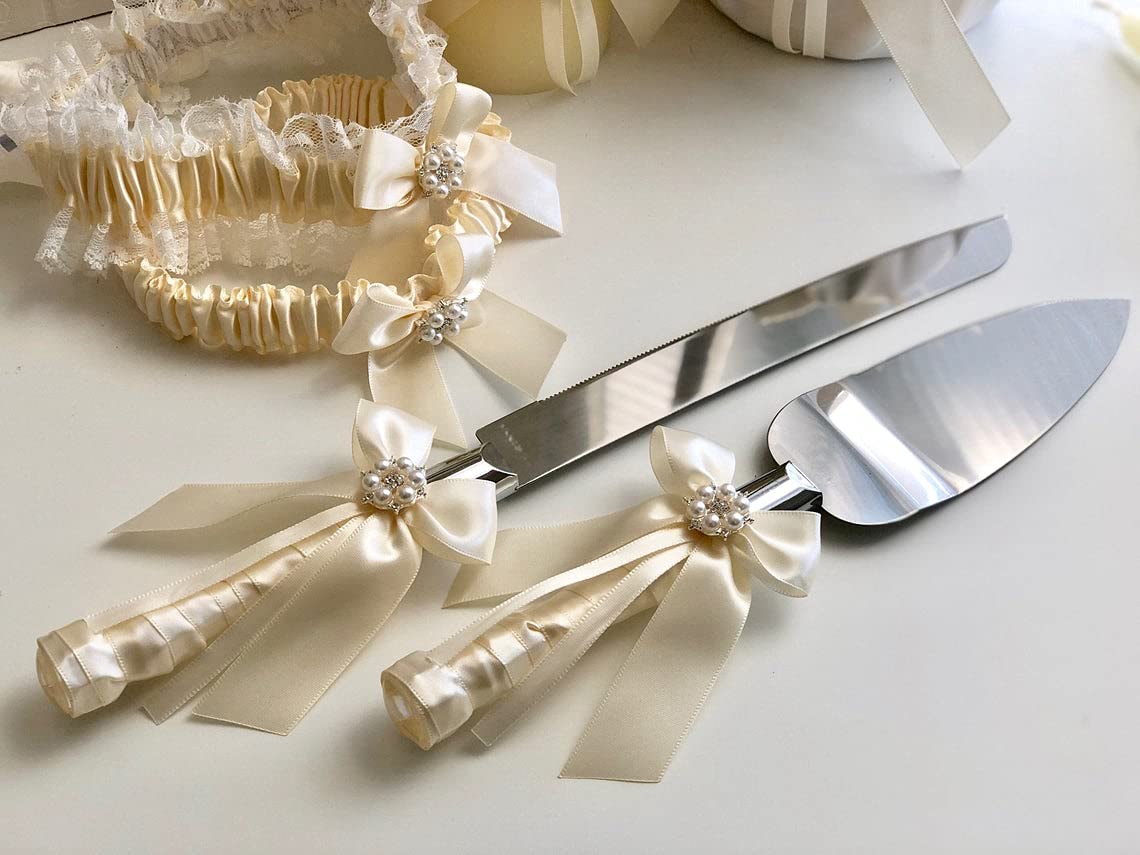 Elegant Ivory Flower Girl Basket and Ring Bearer Pillow Set - Lace Wedding Accessories for Bridal Party - Perfect for Church Ceremonies & Outdoor Weddings