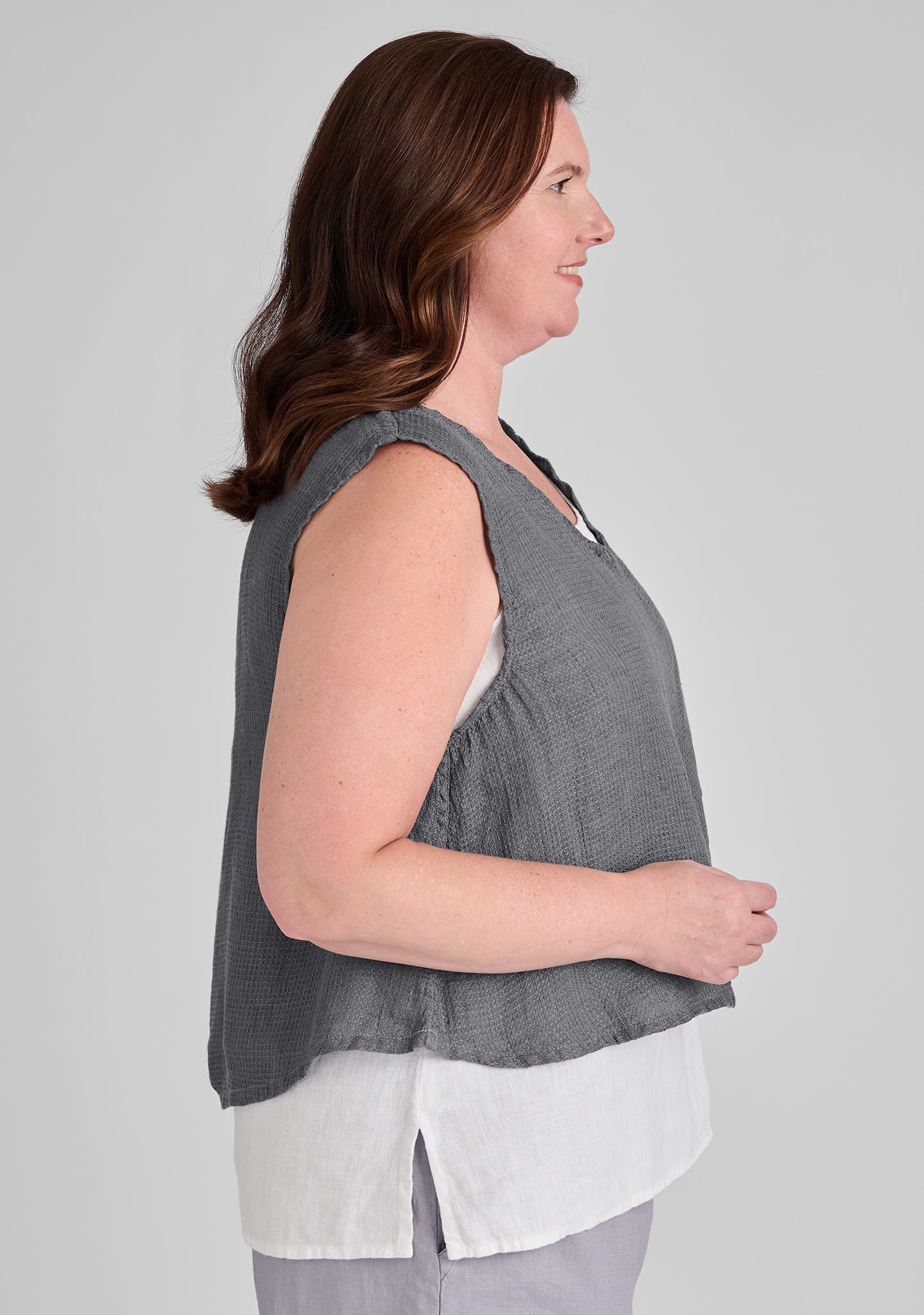Roxbury Crop Linen Tank Top for Women - Breathable Summer Casual Wear - Perfect for Beach, Travel & Everyday Outfits