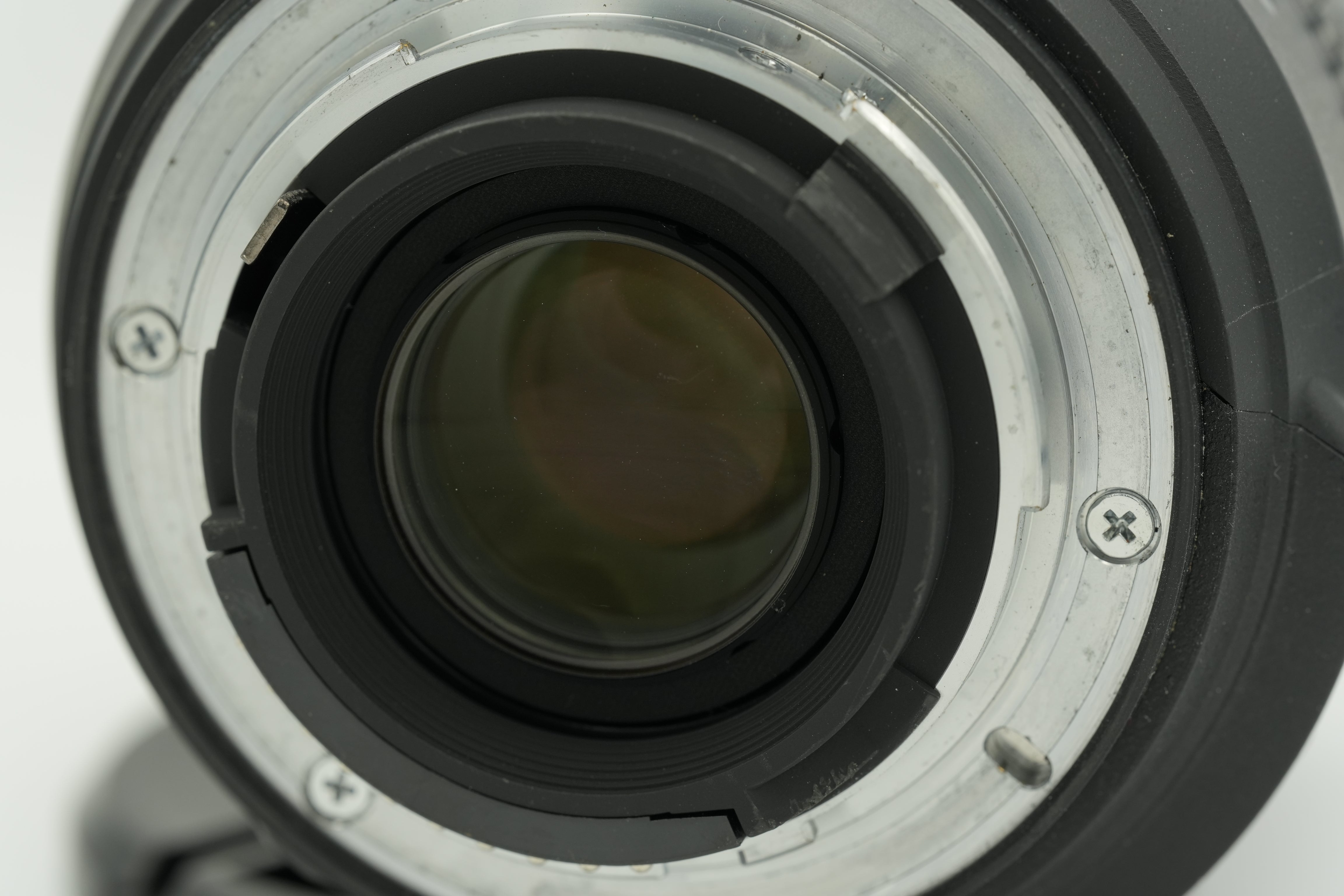 Used Nikon AF-S NIKKOR 18-200mm f/3.5-5.6G ED VR II Lens for DSLR Cameras - Perfect for Travel, Wildlife & Sports Photography