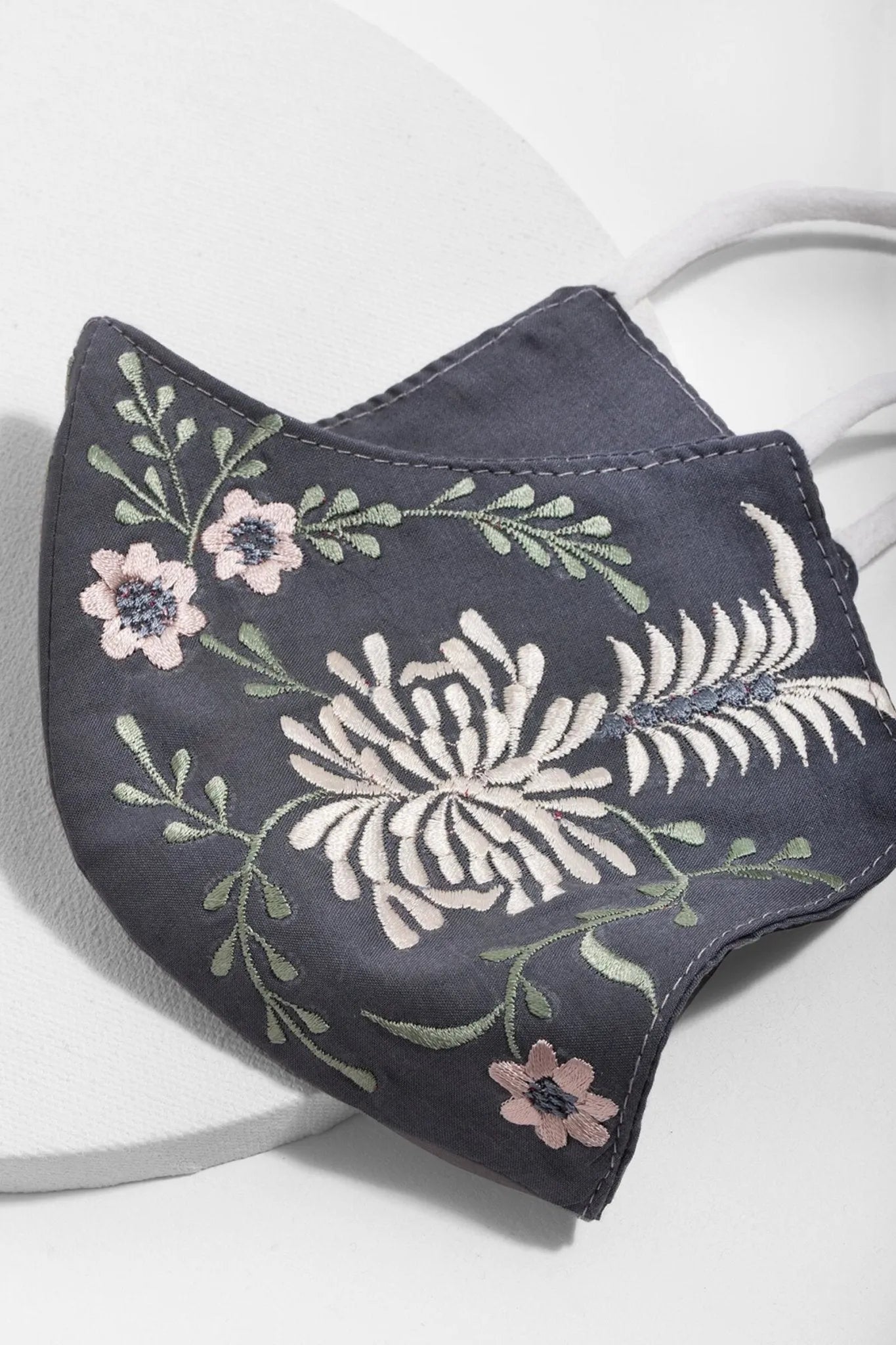 Primavera Embroidered Face Mask - Reusable Cotton Floral Design for Women & Men - Perfect for Travel, Shopping & Daily Protection