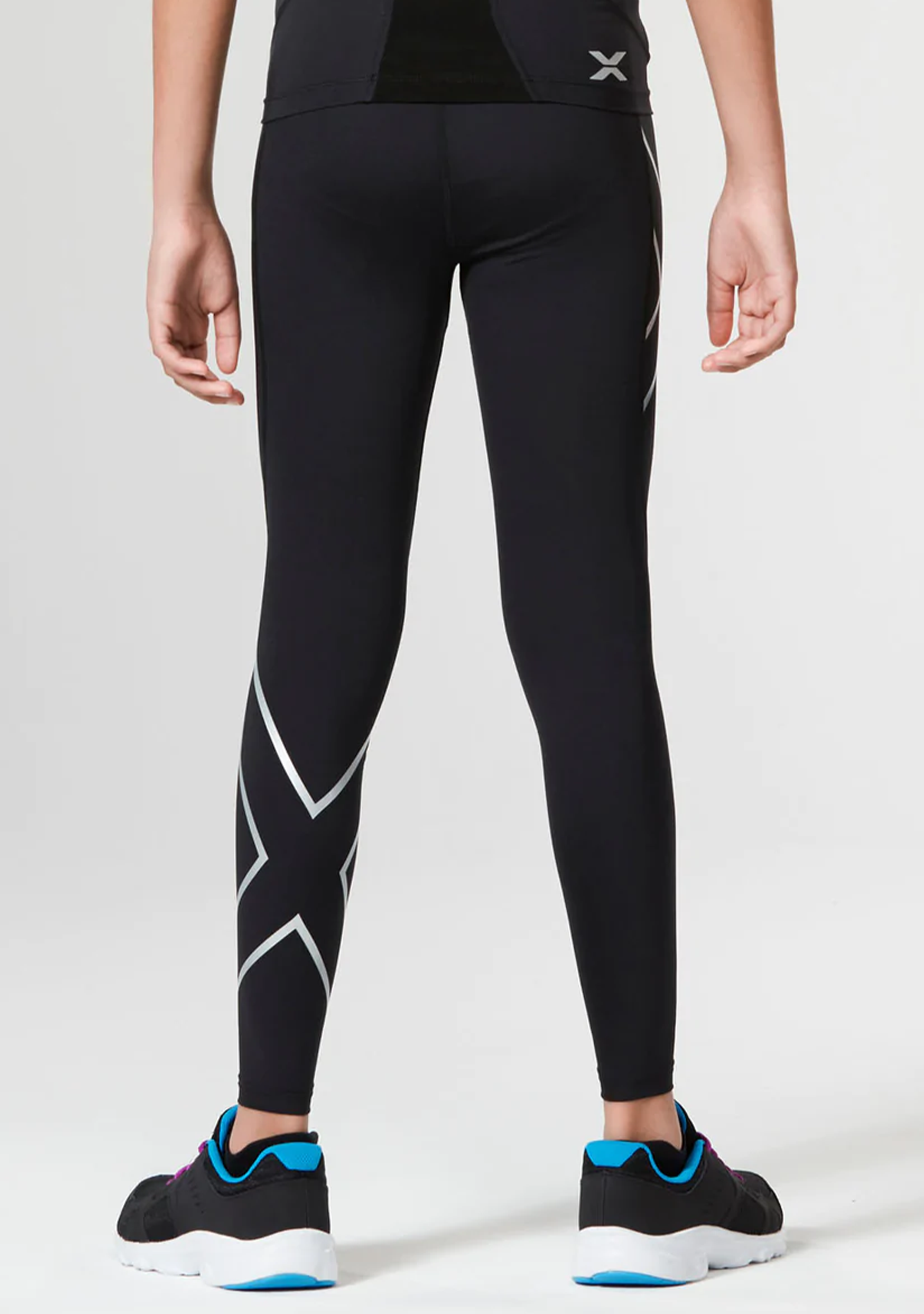 2XU Junior Core Girls Compression Tight - High Performance Youth Athletic Leggings for Running, Training & Sports - Moisture Wicking & Breathable Workout Pants